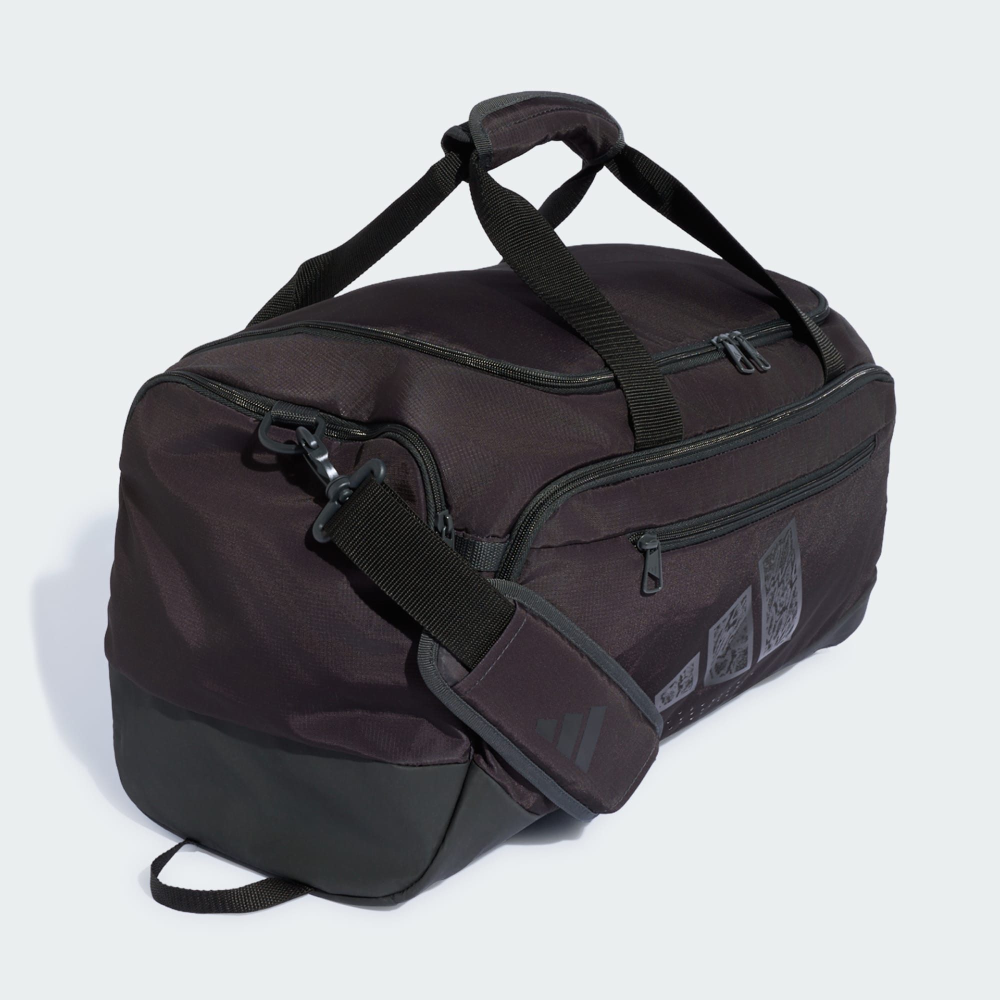 Reisetasche TRAINING DEFENDER GRAFIK DUFFELBAG, SMALL