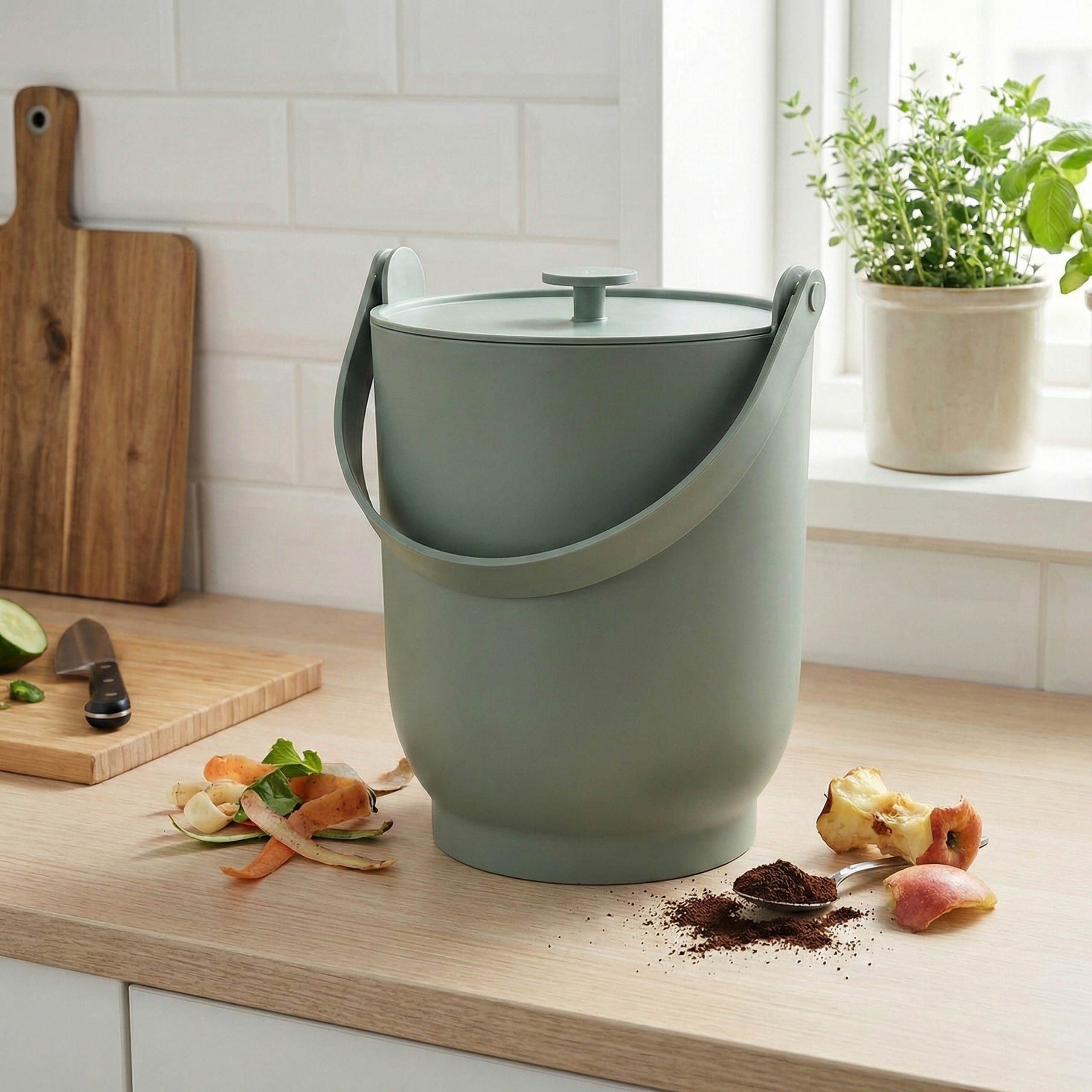 IKEA Biomülleimer FARMARKVAST Bioabfallbehälter 4 L mit Deckel für IKEA