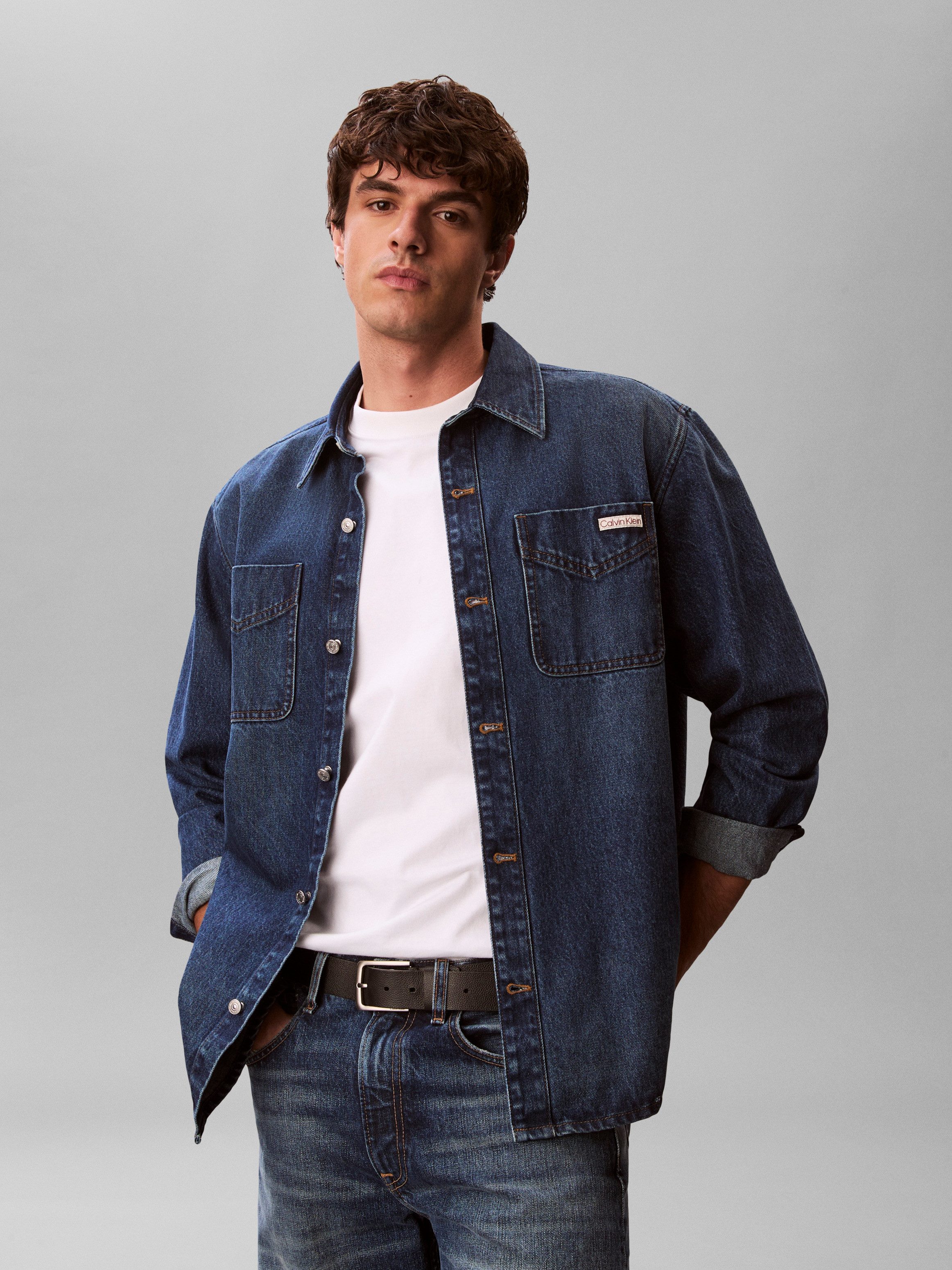 Calvin Klein Jeans Jeanshemd 90S HORIZON OVERSHIRT Regular fit mit aufgesetzten Brusttaschen