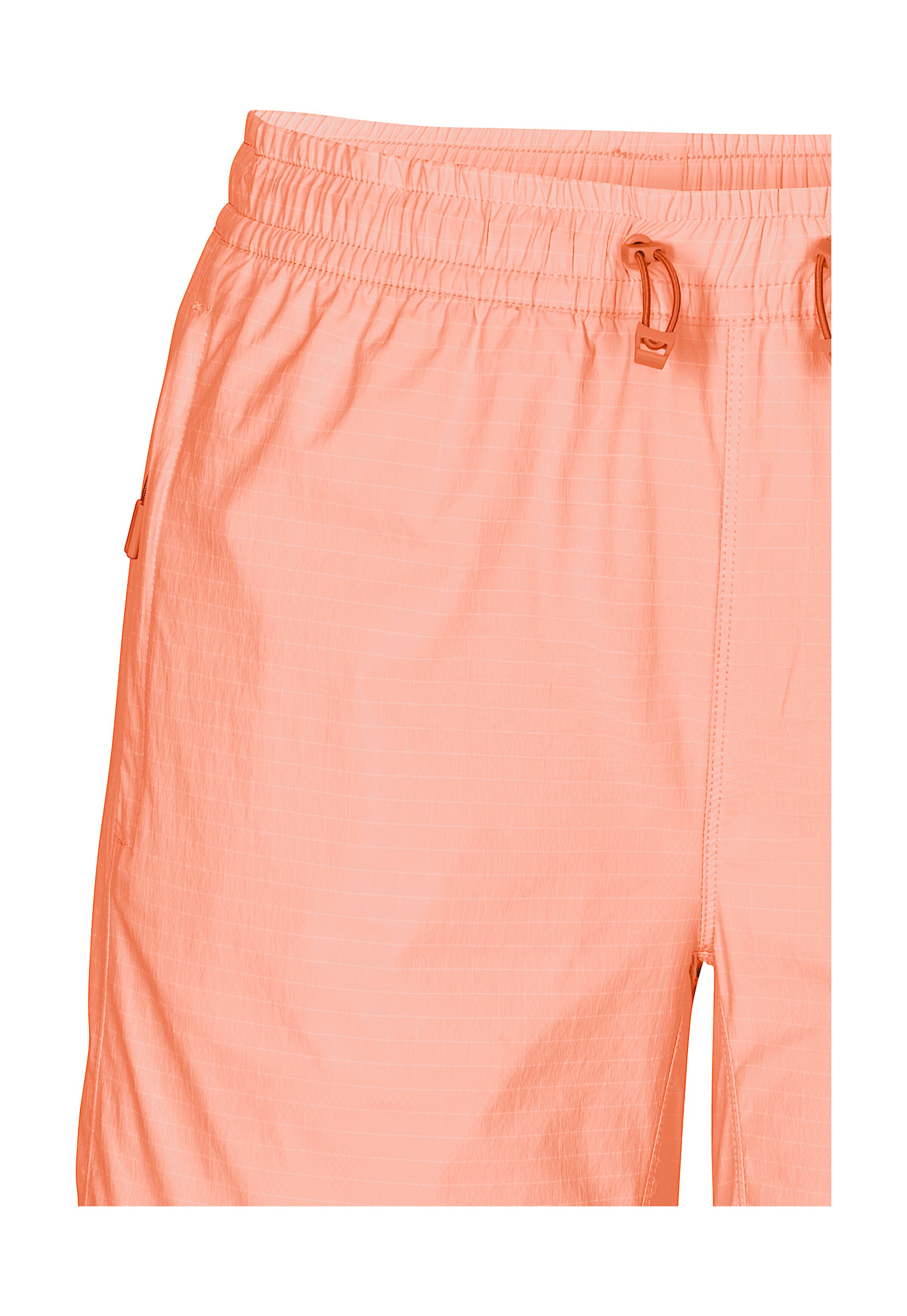 Killtec Shorts KOS 167 WMN SHRTS Leichte, schnelltrocknende Funktionsshorts mit Zipper-Taschen