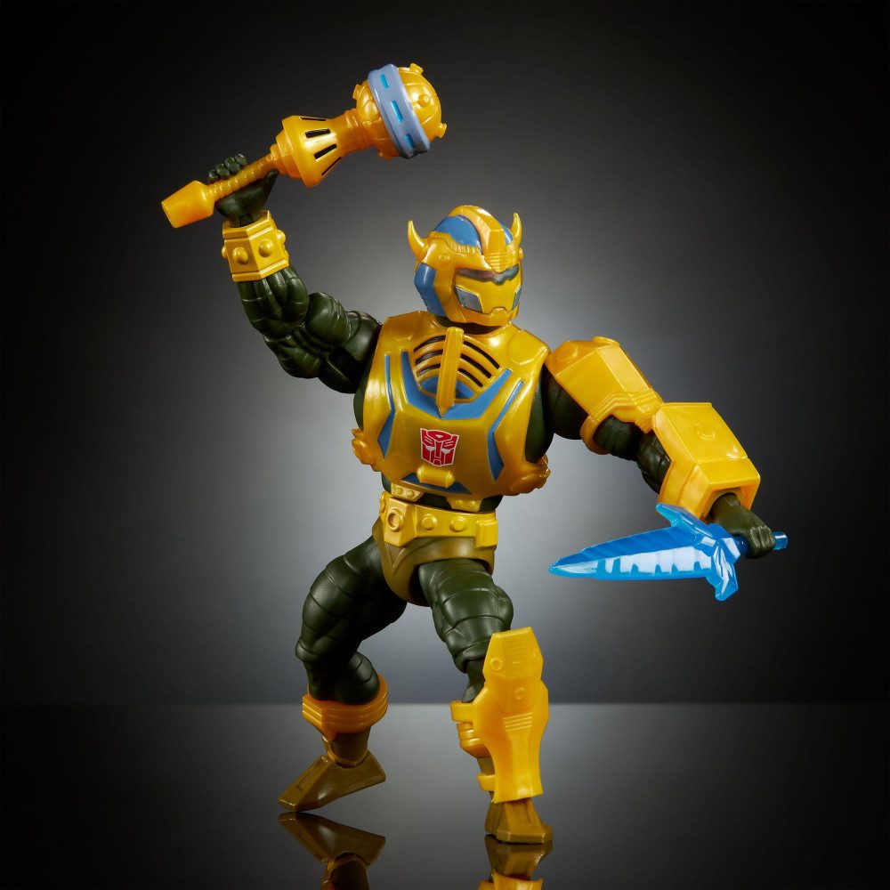 Mattel® Actionfigur Masters of the Universe x Transformers Actionfigur Bumblebee Armor Man – Bild 4 von 5
