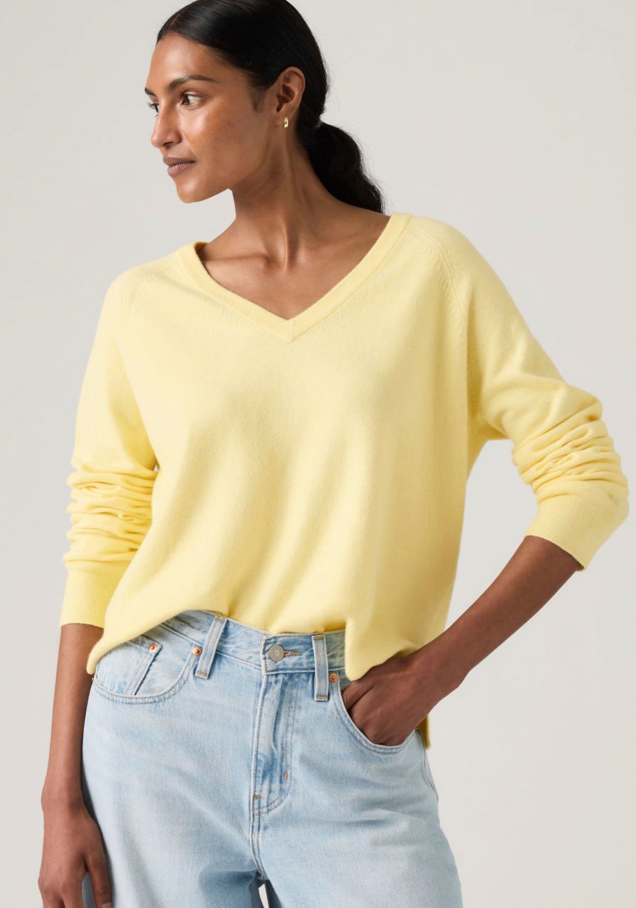 Levi's® V-Ausschnitt-Pullover SUPER SOFT VNECK PULLOVER im Bund beidseitig mit kurzem Schlitz