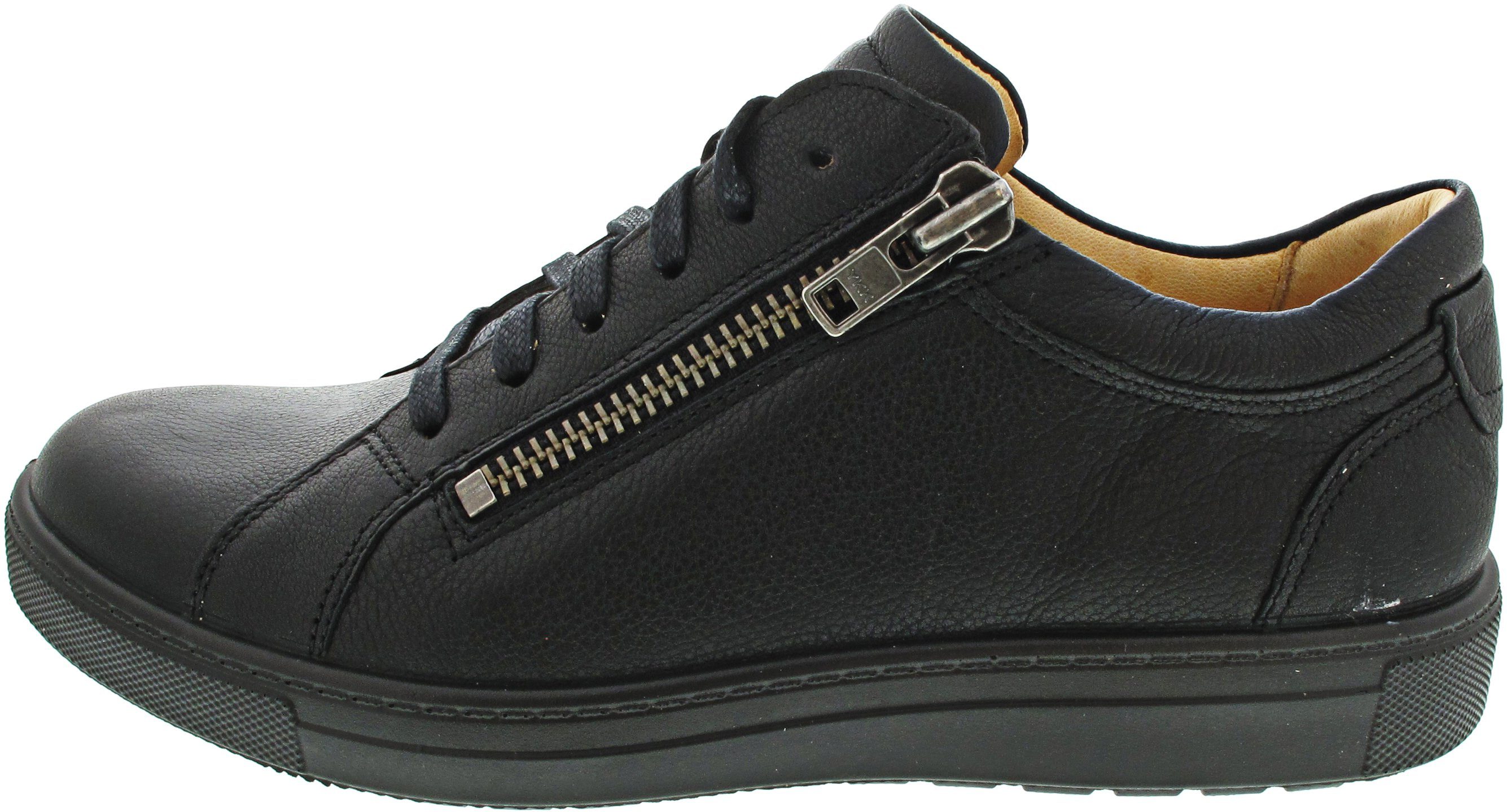 Schnürschuh