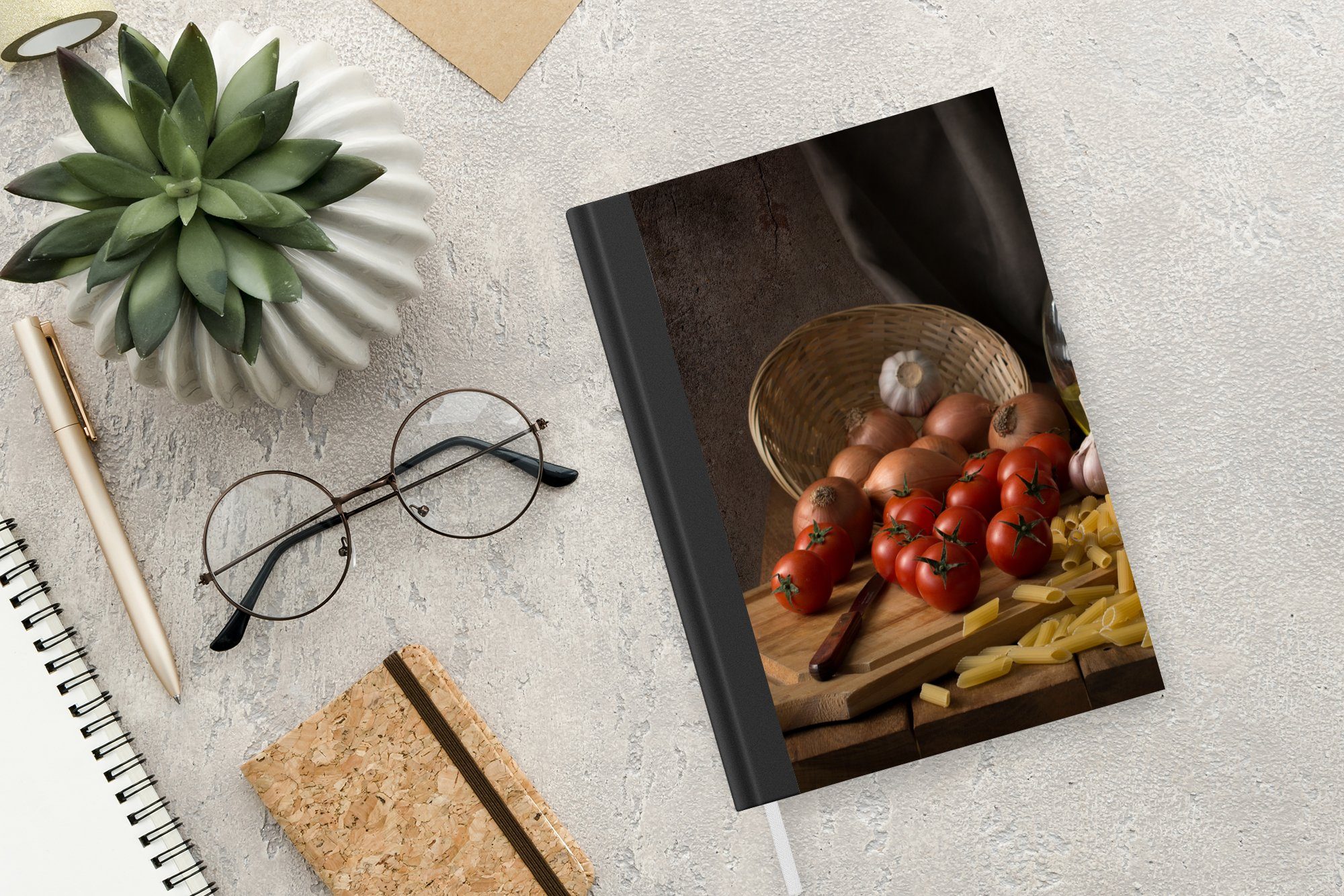 Haushaltsbuch - Notizheft, Gemüse - -, Notizbuch Pasta - Aus Stillleben 98 Tagebuch, - Tomate Seiten, Schneidebrett A5, Merkzettel, MuchoWow Journal, -