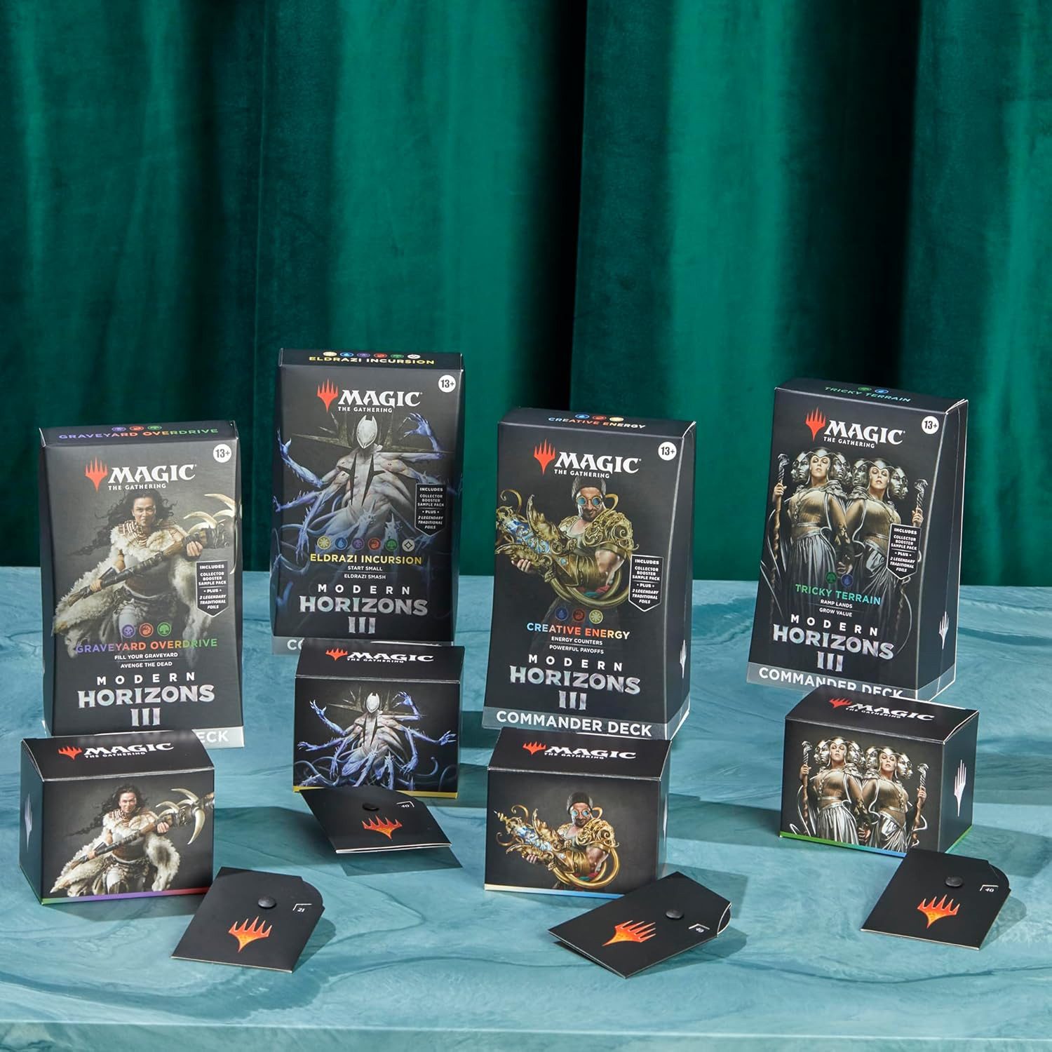 Magic the Gathering Sammelkarte Modern Horizons 3 Commander Deck Set Englisch, Includes 4 Commander Decks