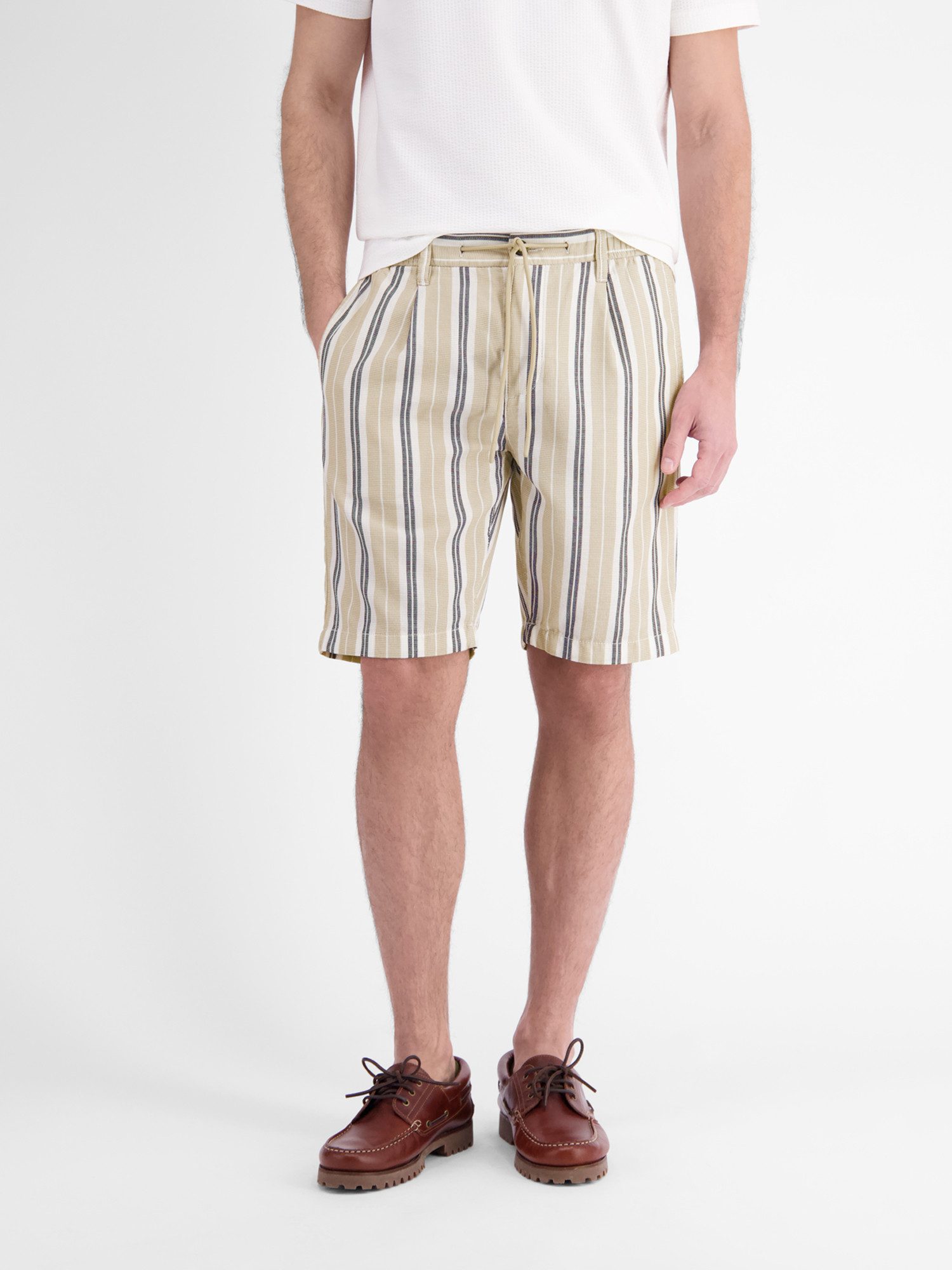LERROS Chinoshorts Chino-Shorts aus Baumwolle mit modischem Streifenmuster