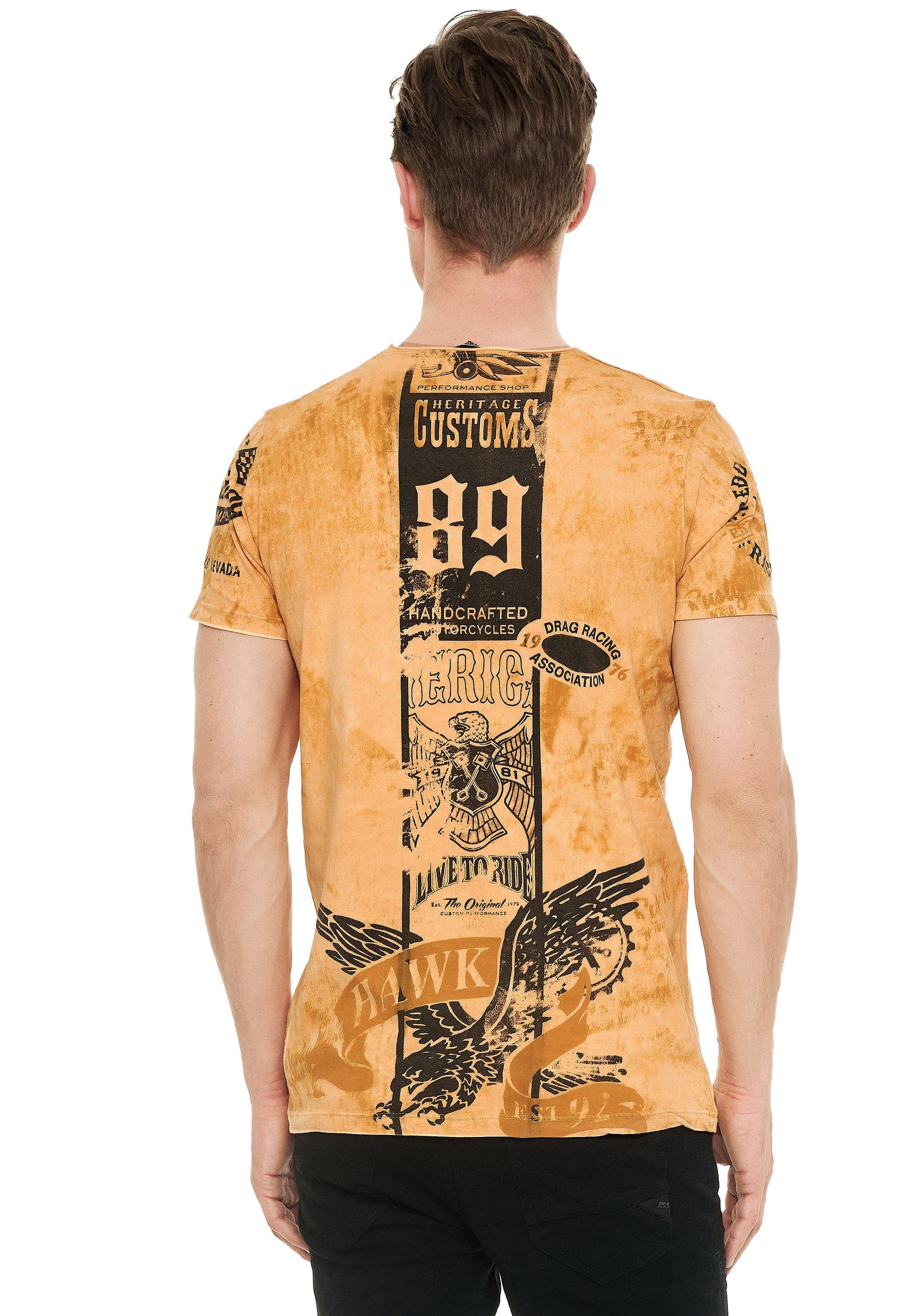 Rusty Neal T-Shirt mit camelfarben modernem Print