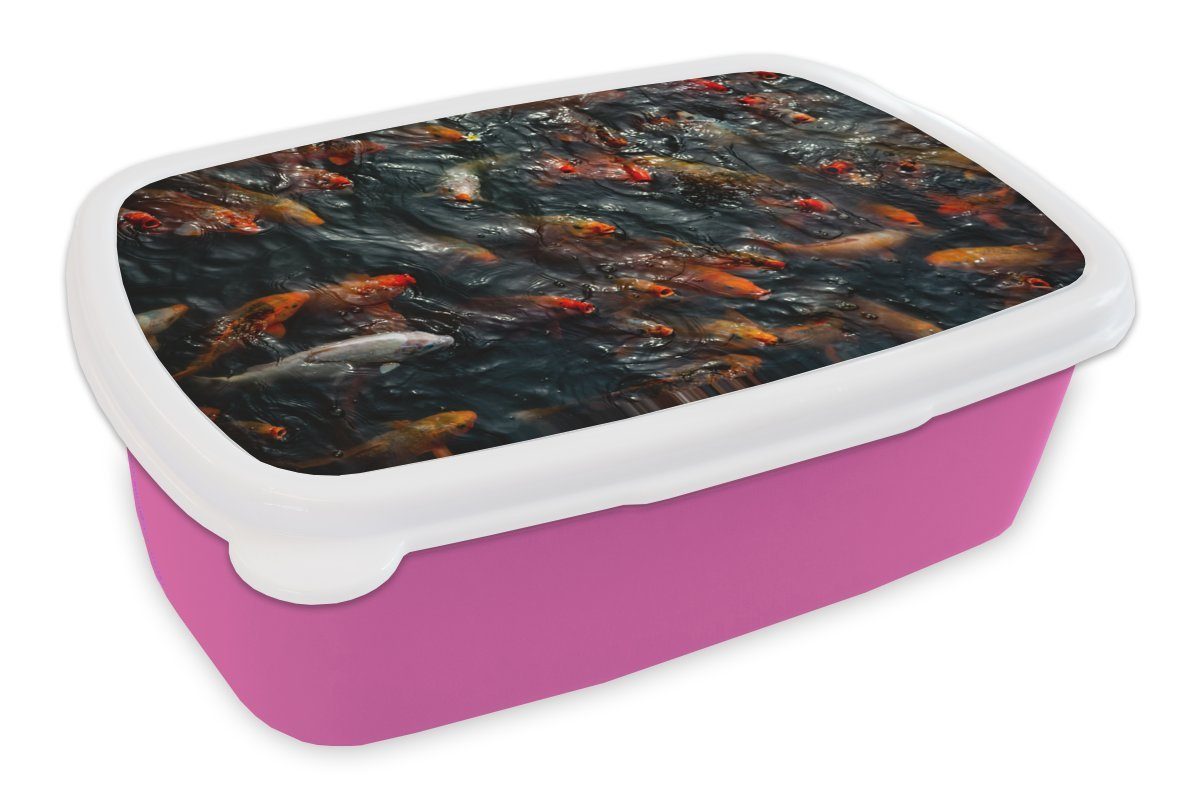 MuchoWow Lunchbox Ein Teich mit einer großen Gruppe von Koi-Karpfen, Kunststoff, (2-tlg), Brotbox für Erwachsene, Brotdose Kinder, Snackbox, Mädchen, Kunststoff rosa