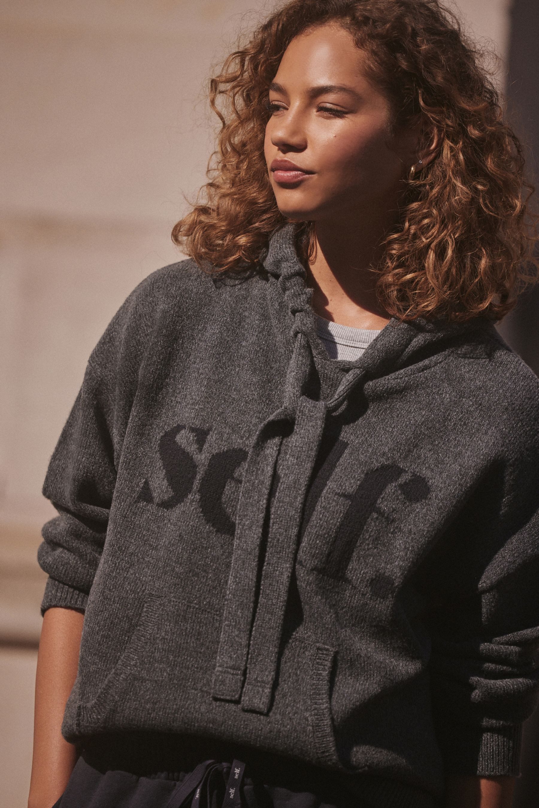 self Kapuzenpullover Self. Gestricktes Kapuzensweatshirt (1-tlg)