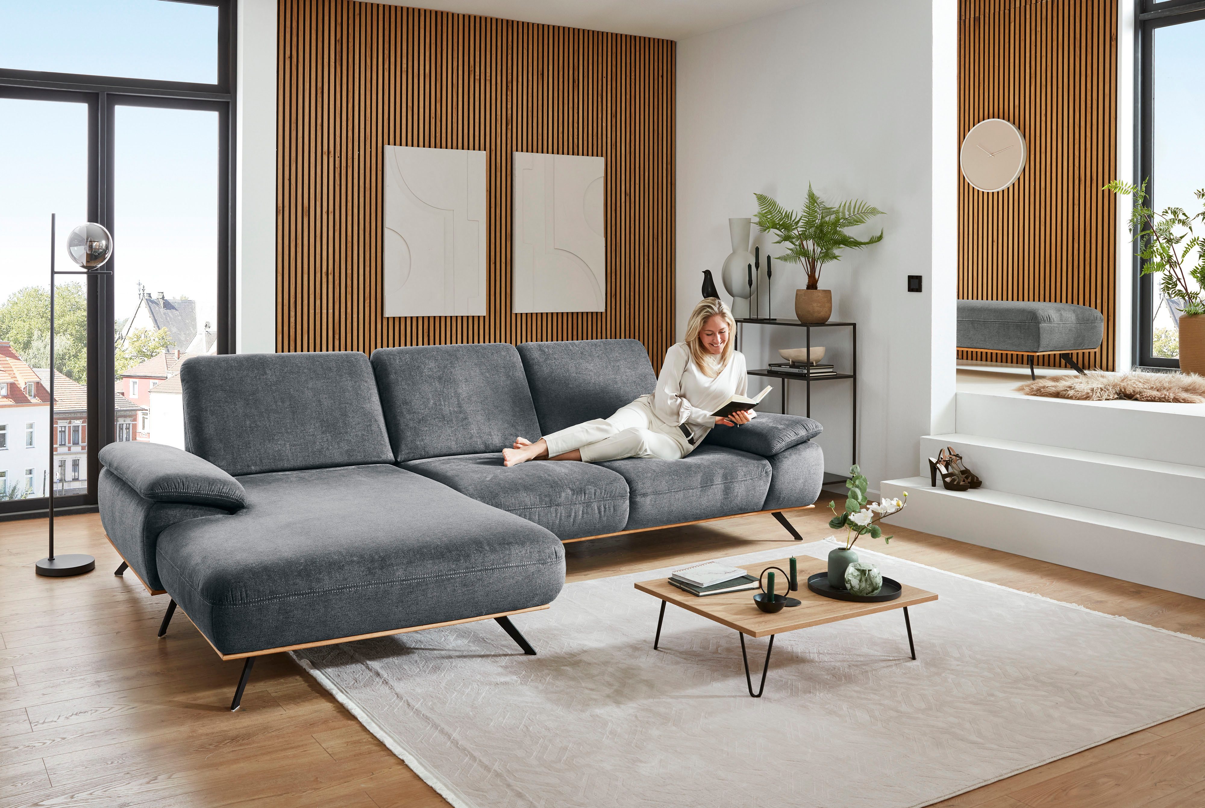 Die PlanBar Ecksofa ZE-EM18063, Breite 322 cm, 2 Teile, wahlweise mit Sitztiefen- und Armteilverstellung