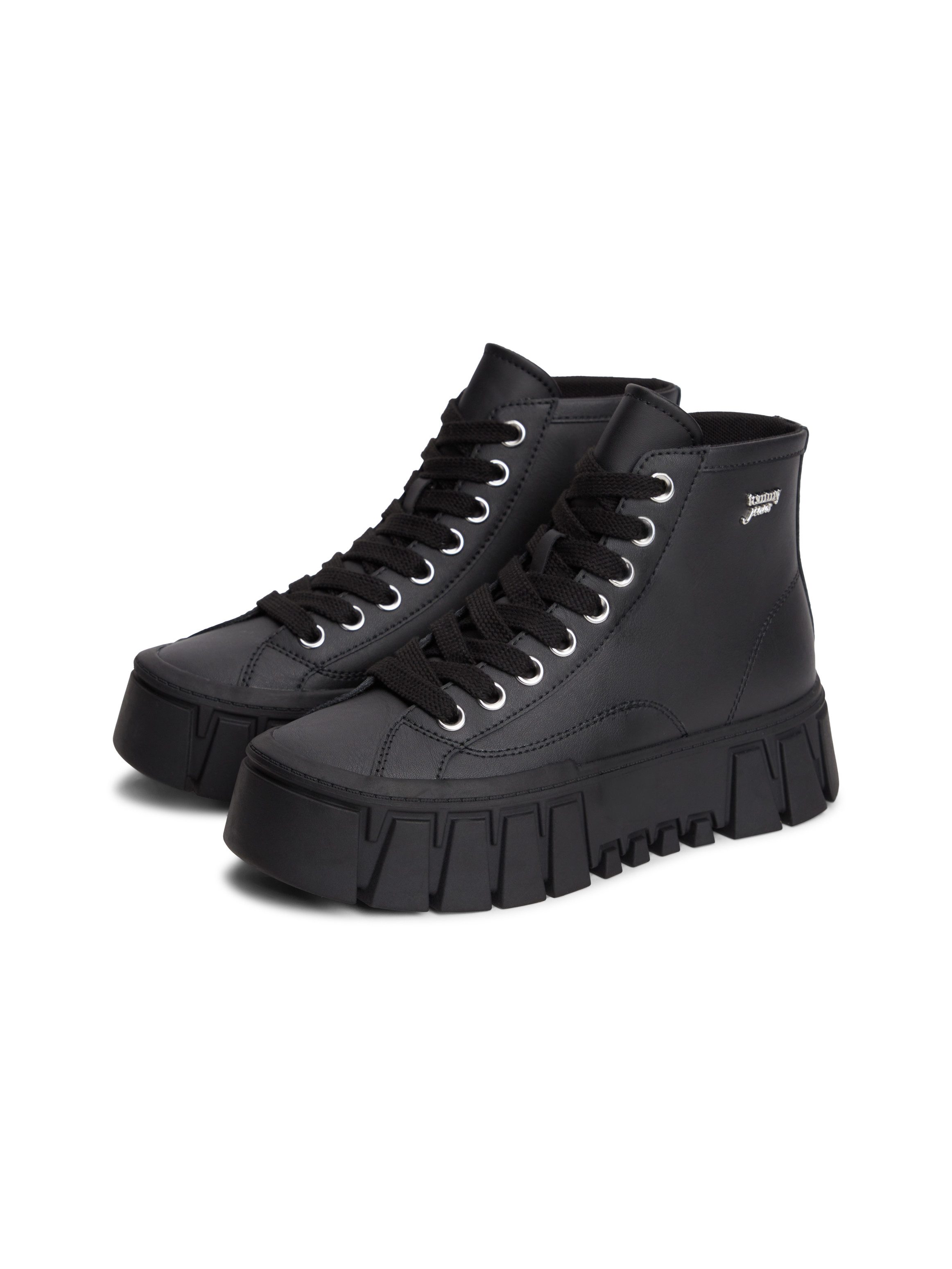 Tommy Jeans TJW PLATFORM SNEAKER LEATHER MC Plateausneaker Schnürboots mit trendigem Charm