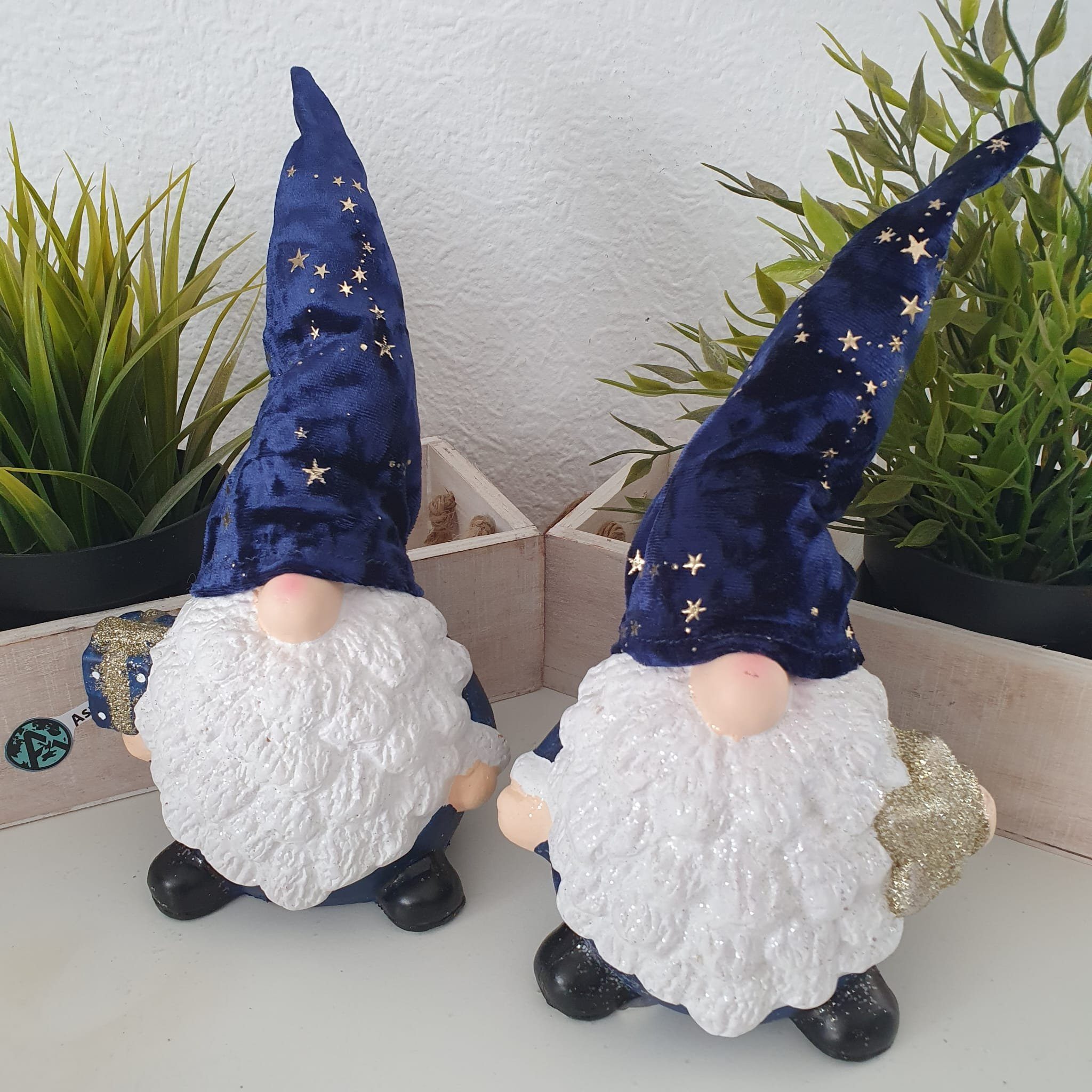 Aspinaworld Weihnachtsfigur Nikolaus Figur mit blauer Stoffmütze cm 26 Set 2er