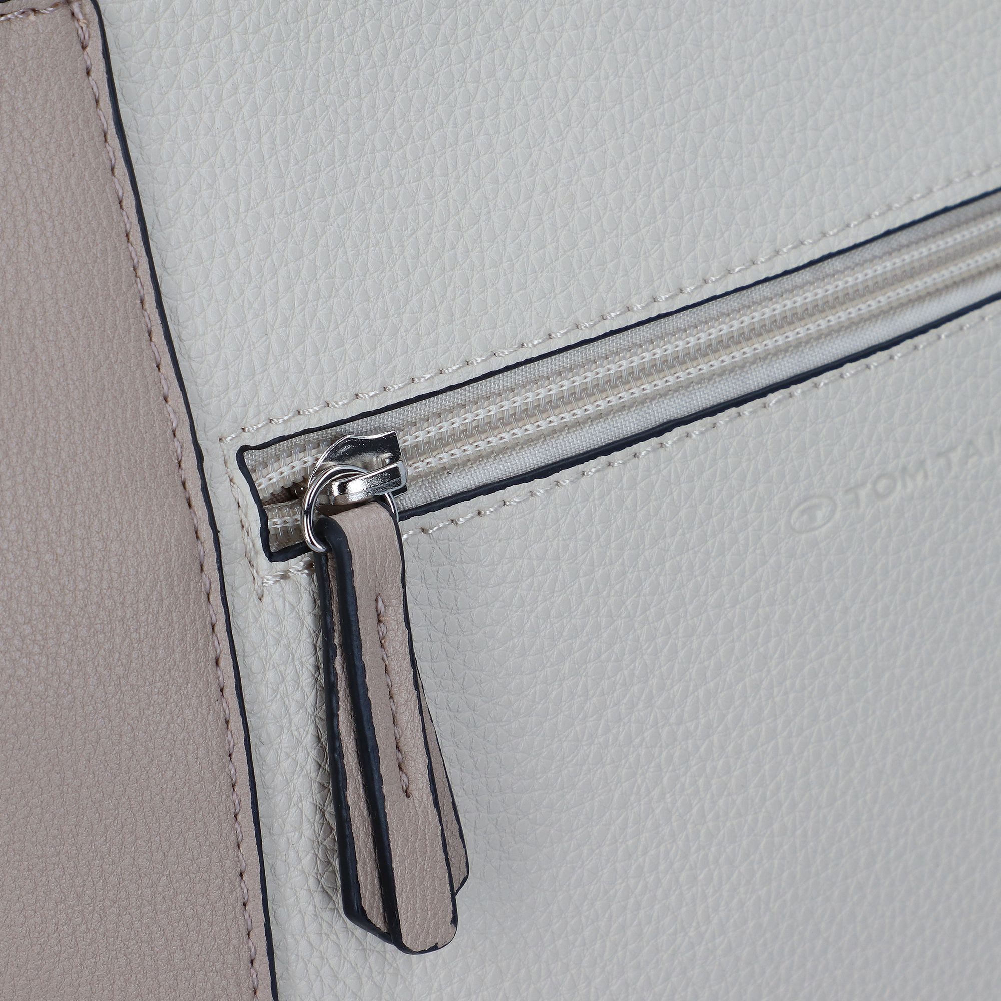 TOM TAILOR Schultertasche Nara, Polyurethan