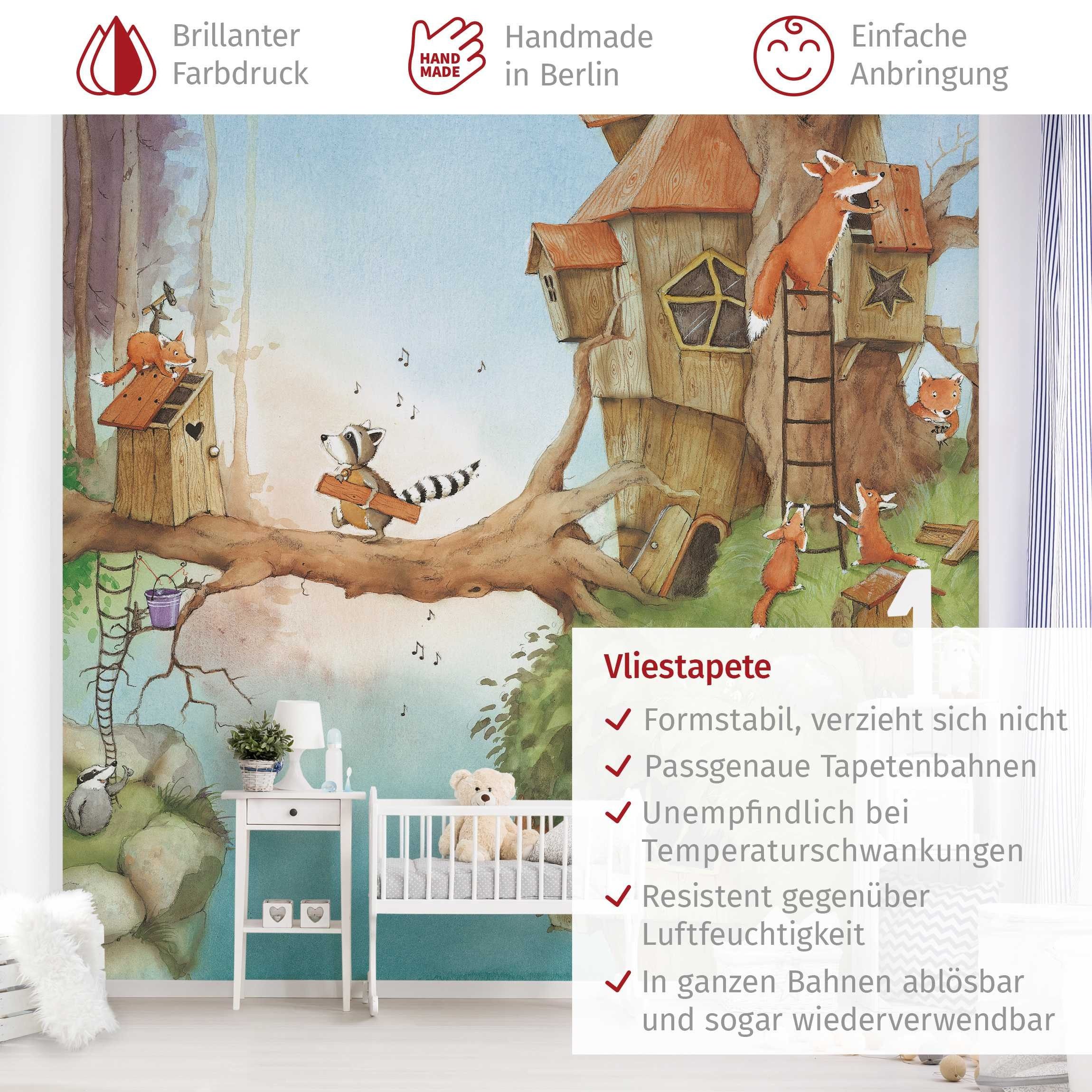 Bilderdepot24 Kindertapete Kinderzimmer Wassili Waschbär Wald Füches Baum Kinder Wanddeko, Glatt, Matt, (Vliestapete inkl. Kleister oder selbstklebend), Mädchenzimmer Jungenzimmer Babyzimmer Bildtapete Fototapete Wandtapete