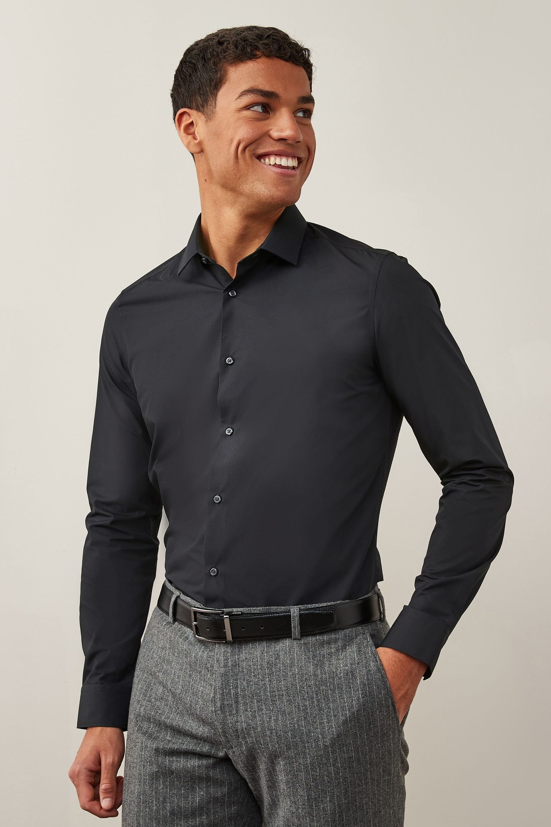 Next Langarmhemd Pflegeleichtes Slim Fit Hemd günstig online kaufen