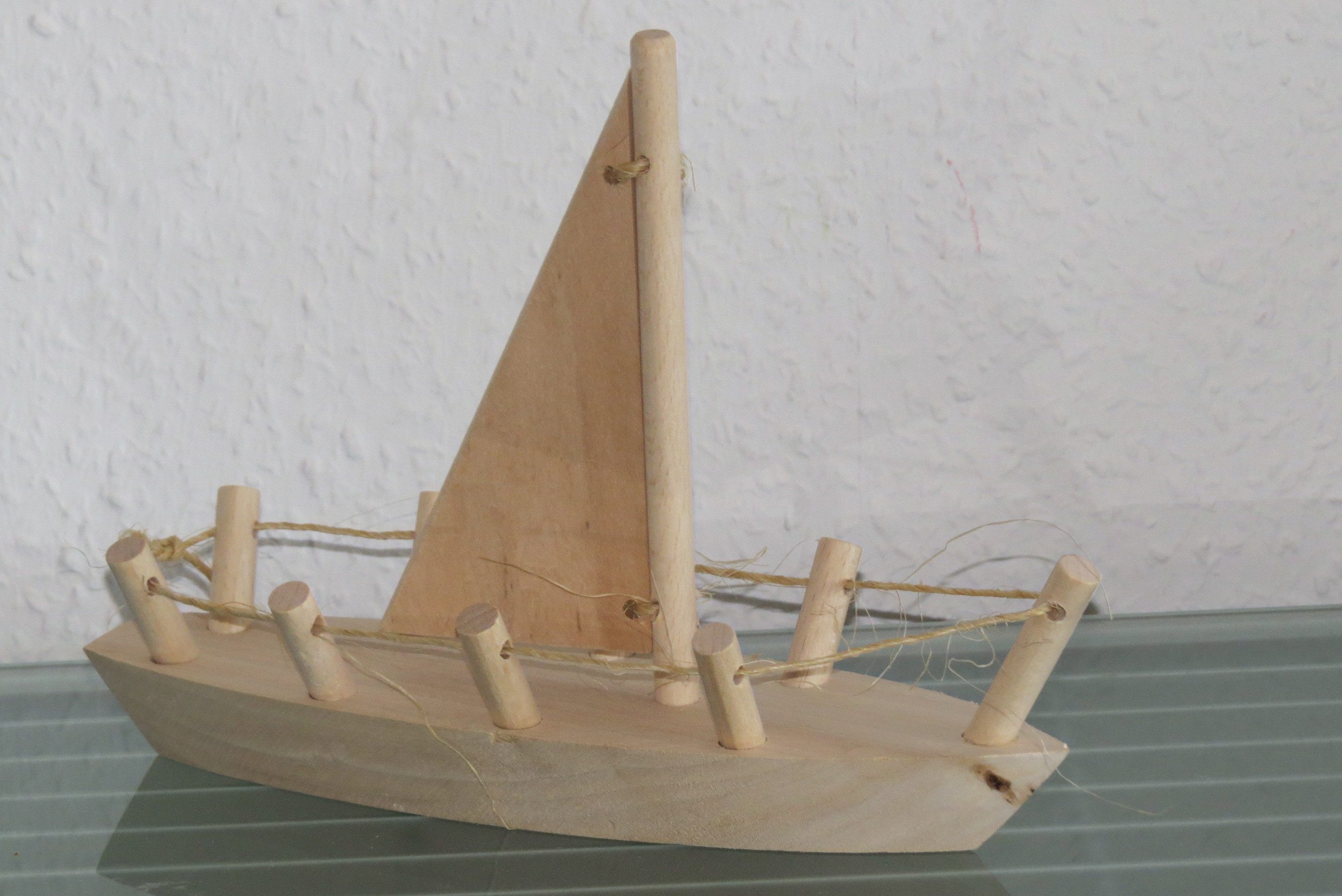 Holzprodukte Modellboot Segelboot Boot Segelyacht Yacht Segelschiff Schiff Holz