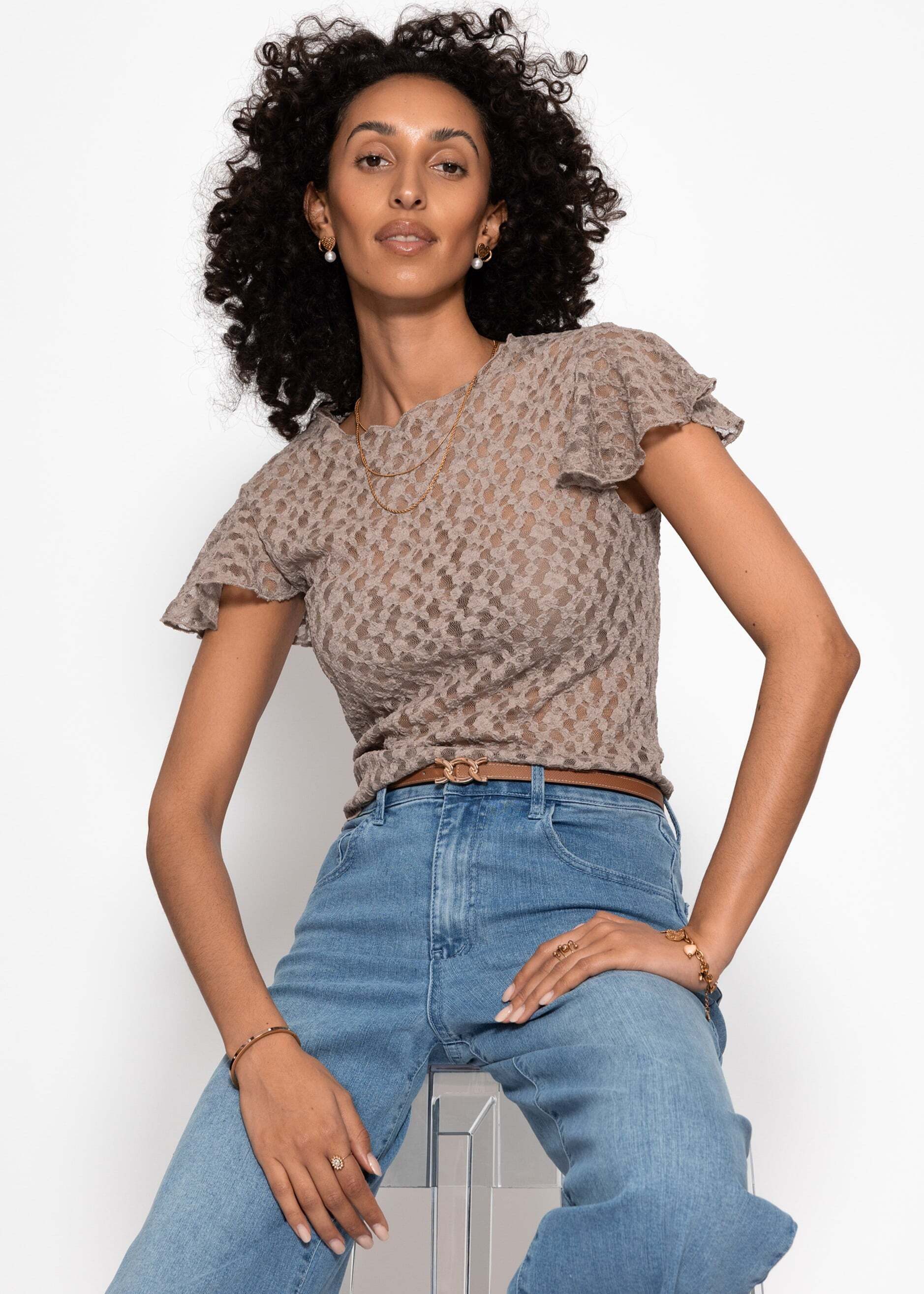 SASSYCLASSY T-Shirt Spitzen Shirt mit Flügelärmel für Damen Elegantes T-Shirt in floralem Muster mit leicht transparenter Optik