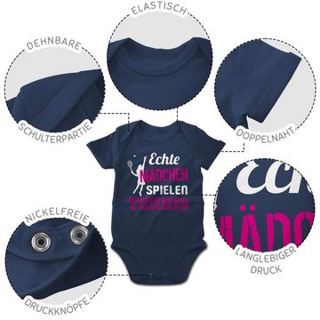 Shirtracer Shirtbody Echte Mädchen spielen Tennis Sport & Bewegung Baby