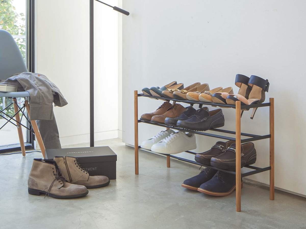 Yamazaki Schuhregal »Plain«, mit 3 Ablagen, ausziehbar von 41 bis 70cm, für  bis zu 12 Paar, minimalistisch, freistehend online kaufen | OTTO