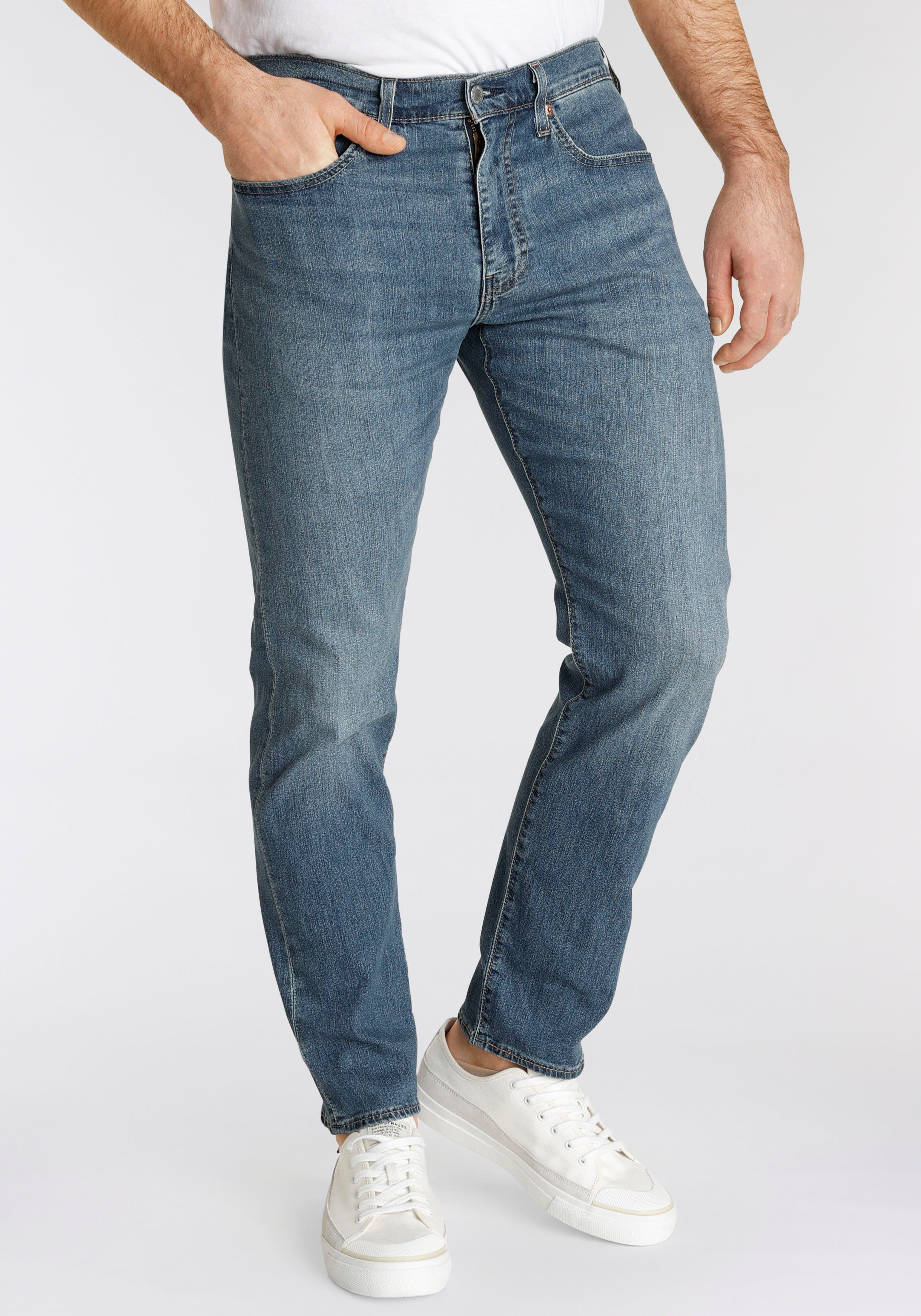 Levi's® Tapered-fit-Jeans 502 TAPER in elegantem, modernem Stil