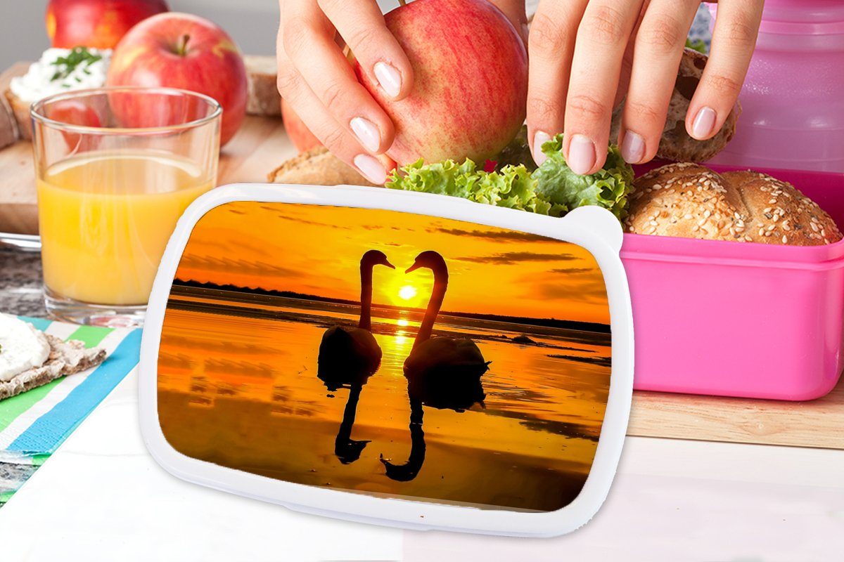 Brotdose MuchoWow rosa - Erwachsene, Mädchen, - (2-tlg), Brotbox Kinder, Kunststoff Vogel für - Lunchbox Schwäne Kunststoff, Snackbox, Wasser, Orange - Sonnenuntergang