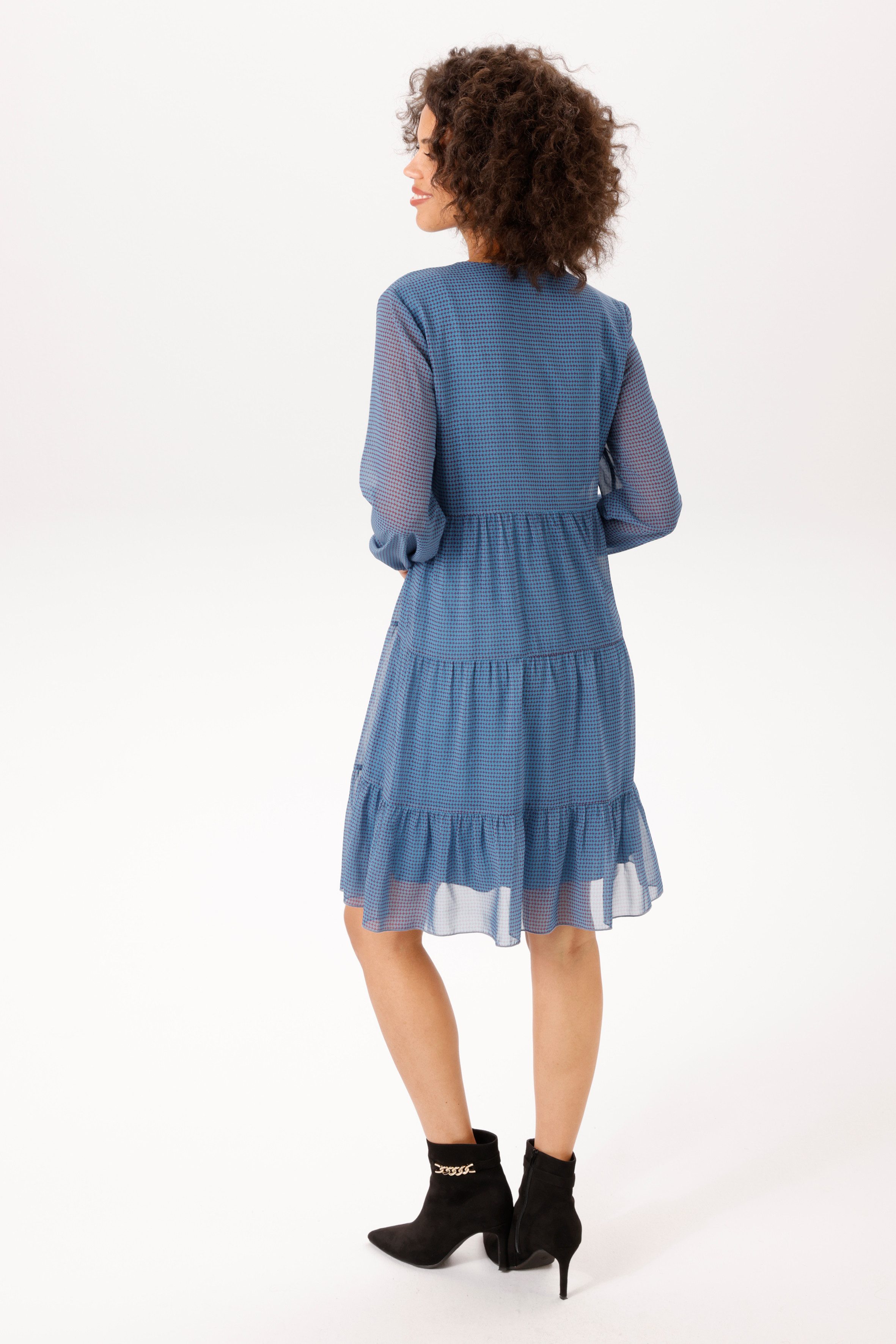 Aniston CASUAL Tunikakleid mit trendfarbenem, grafischen Druck - NEUE KOLLEKTION – Bild 2 von 5