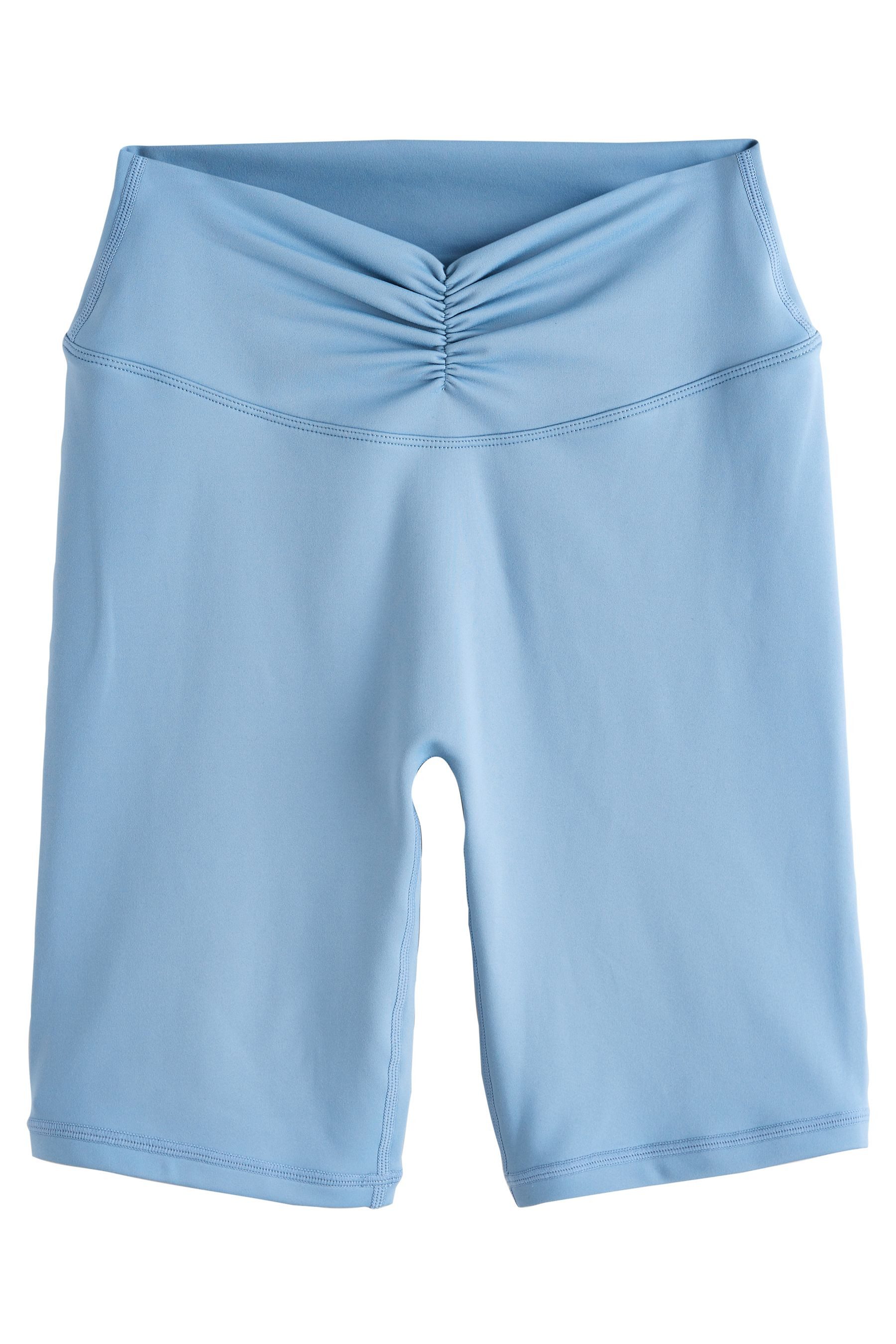 Shorts Self. Radlershorts mit geraffter Taille