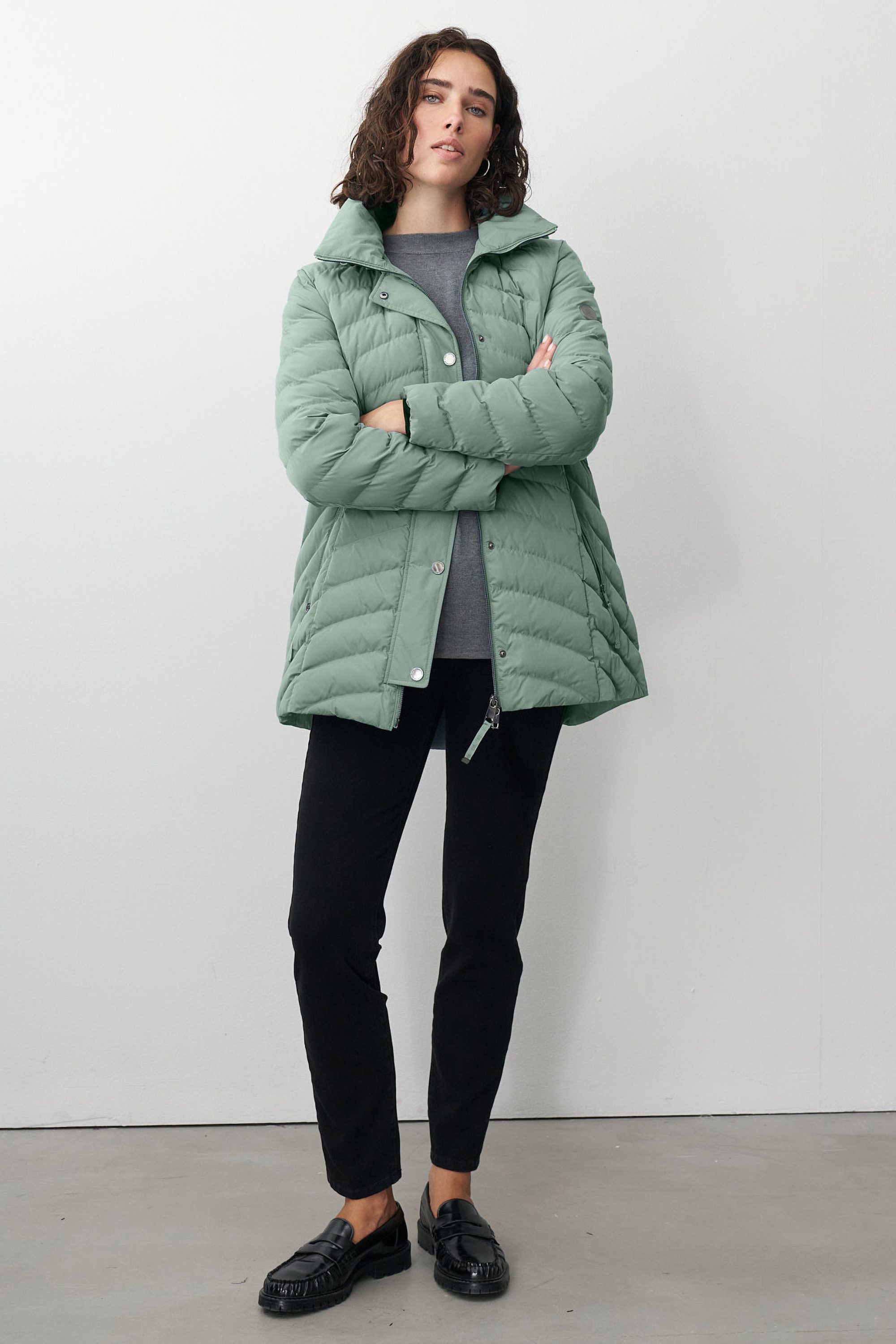 Barbara Lebek Steppjacke Damenjacke oder Winterjacke mit abnehmbarer Kapuze
