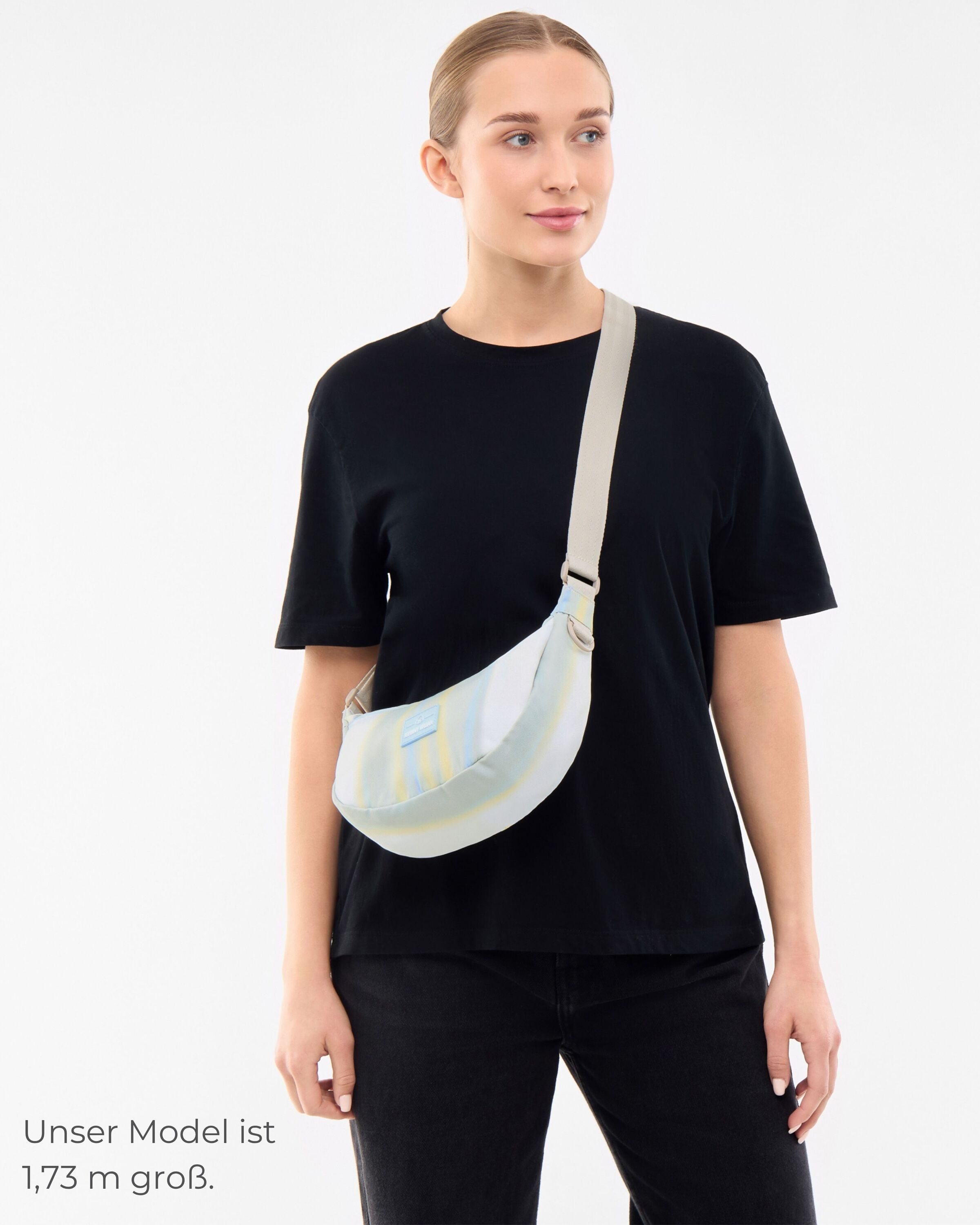 Johnny Urban Umhängetasche Ally Small Half Moon Bag, Kleine Crossbody Bag i günstig online kaufen