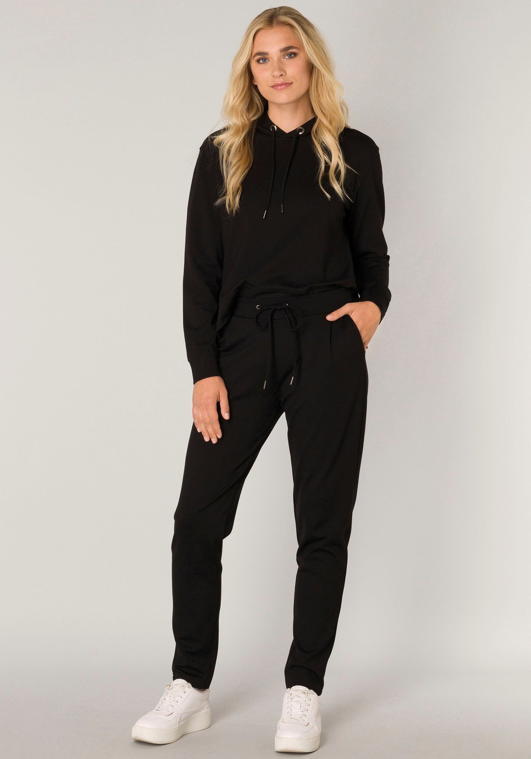 Base Level Sweathose YOAN mit Kordelzug und Stretch. Reduzierter Preis € 42,99. Unverbindliche Preisempfehlung € 49,95