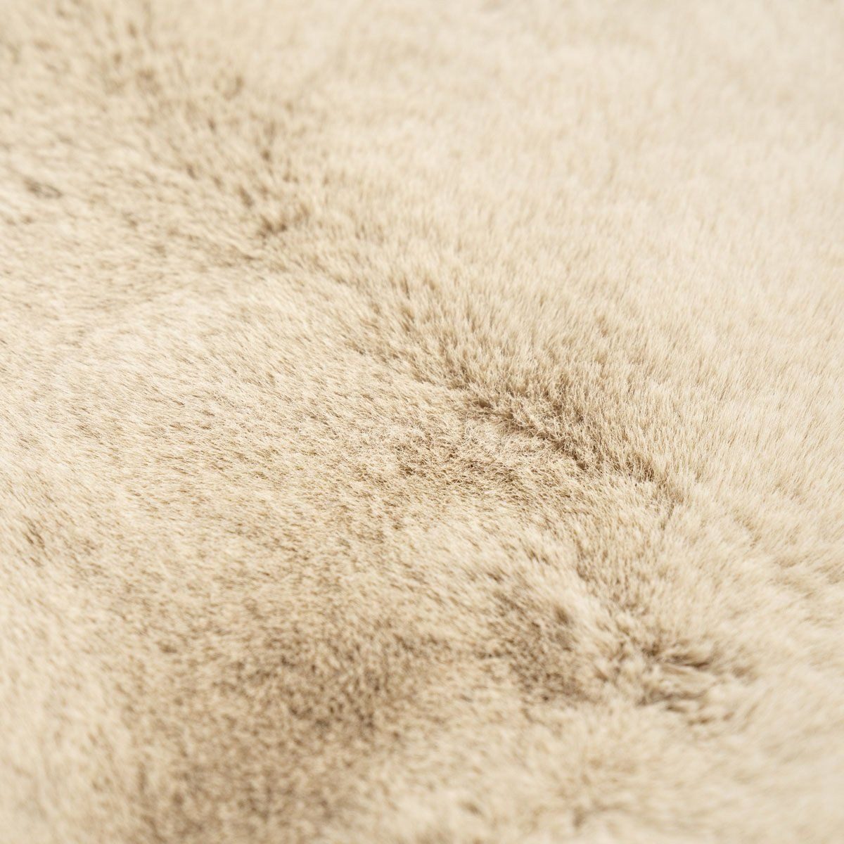 LEVEN Lifestyle Teppich Kuschelteppich 300 x 230 cm beige organische Form, organisch