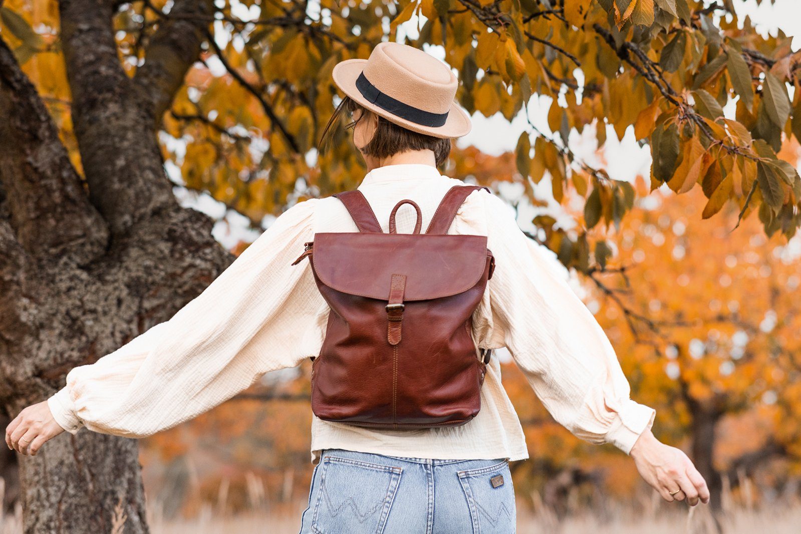 Gusti Leder Rucksack Gusti Leder Kurierrucksack günstig online kaufen