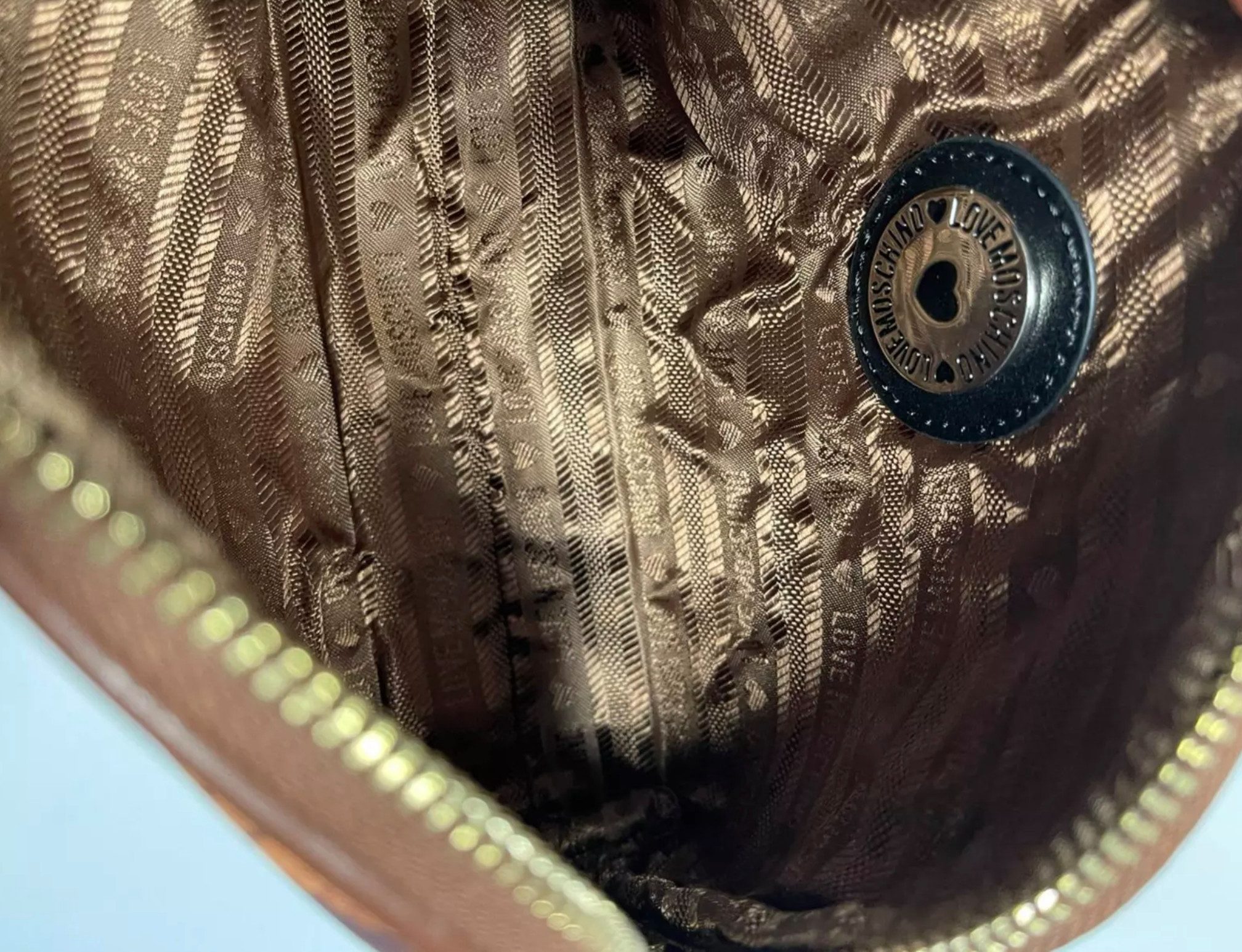 LOVE MOSCHINO Kulturbeutel Makeup Travel Clutch Reise Kosmetiktasche Tasche, Vielseitig einsetzbar: Reise, Alltag, Zuhause