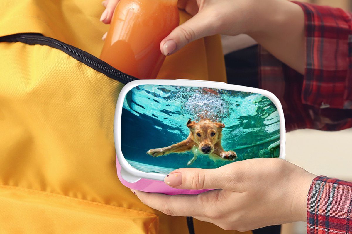 Mädchen, MuchoWow Kunststoff, Lunchbox Brotdose - (2-tlg), Hund für Kunststoff Erwachsene, Snackbox, Kinder, - rosa Wasser, Pool Brotbox