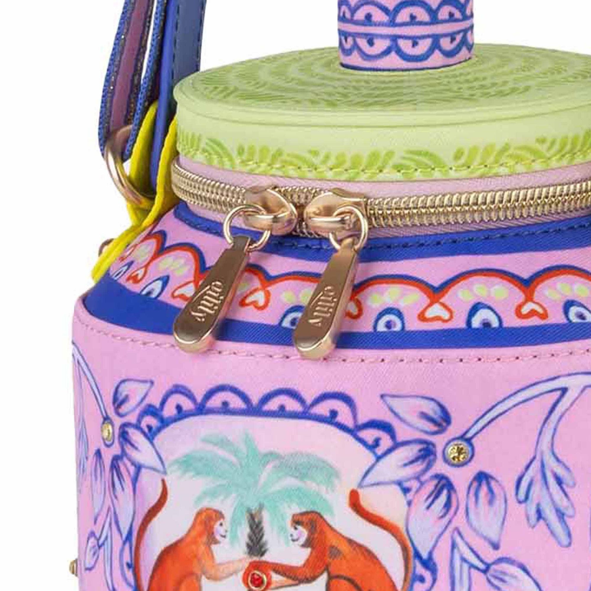 Oilily Freizeittasche Flaming Symbols