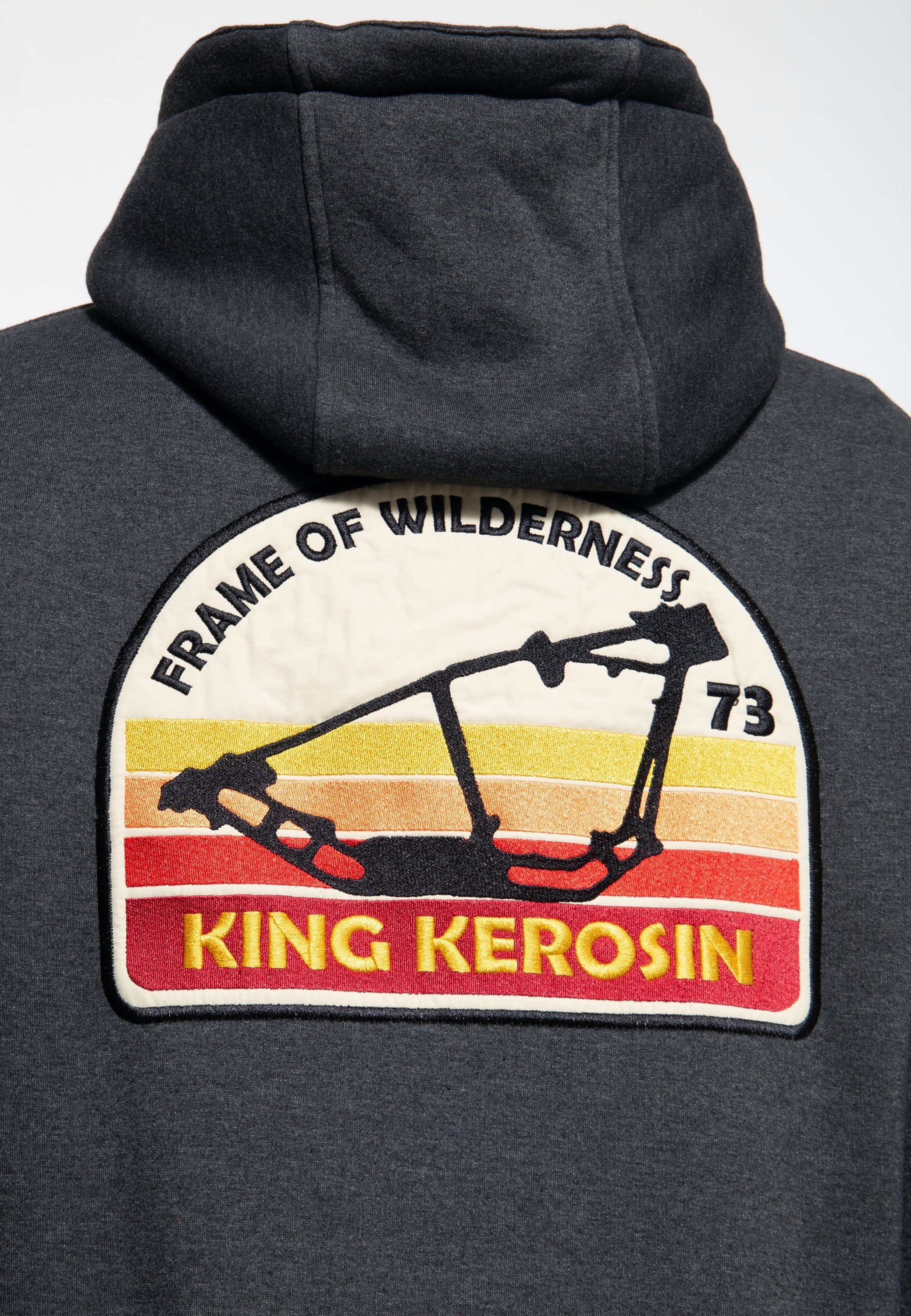 KingKerosin Kapuzensweatjacke K.K. Adventure of Frame herausnehmbarem Wilderness Softshell-Innenfutter mit Gear 