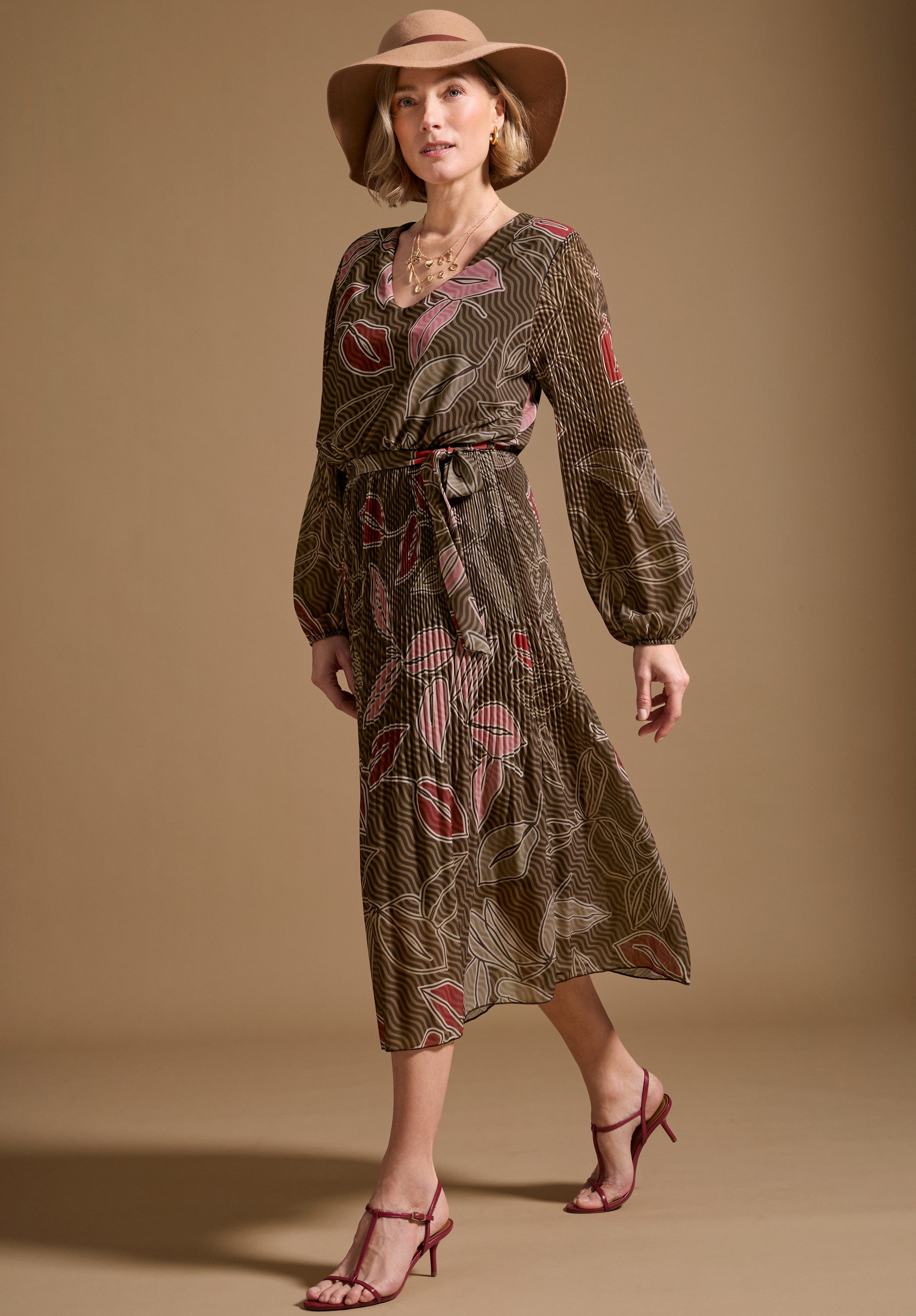 bianca Druckkleid KORI mit modernen Allover-Print in Plissee-Optik