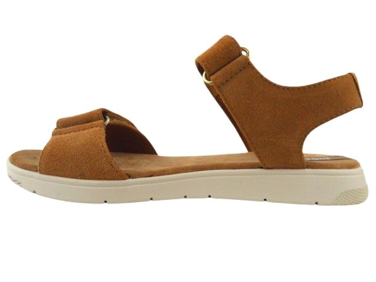 Geox D DANDRA Suede camel Sandale