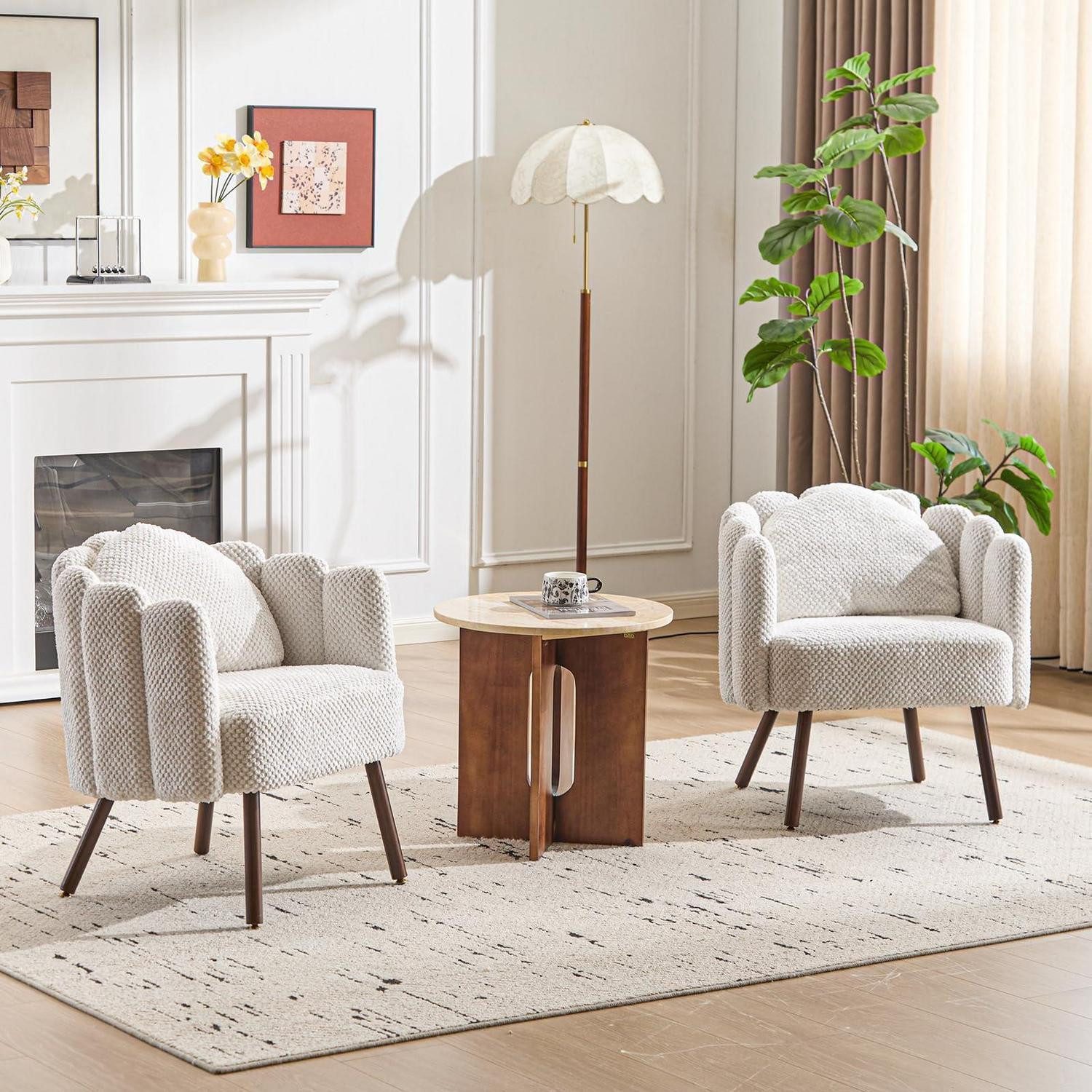 LuxusKollektion Loungesessel Sessel Muschel Boucle Blütenblatt Rückenlehne Holzbeine Beige 2 Stück
