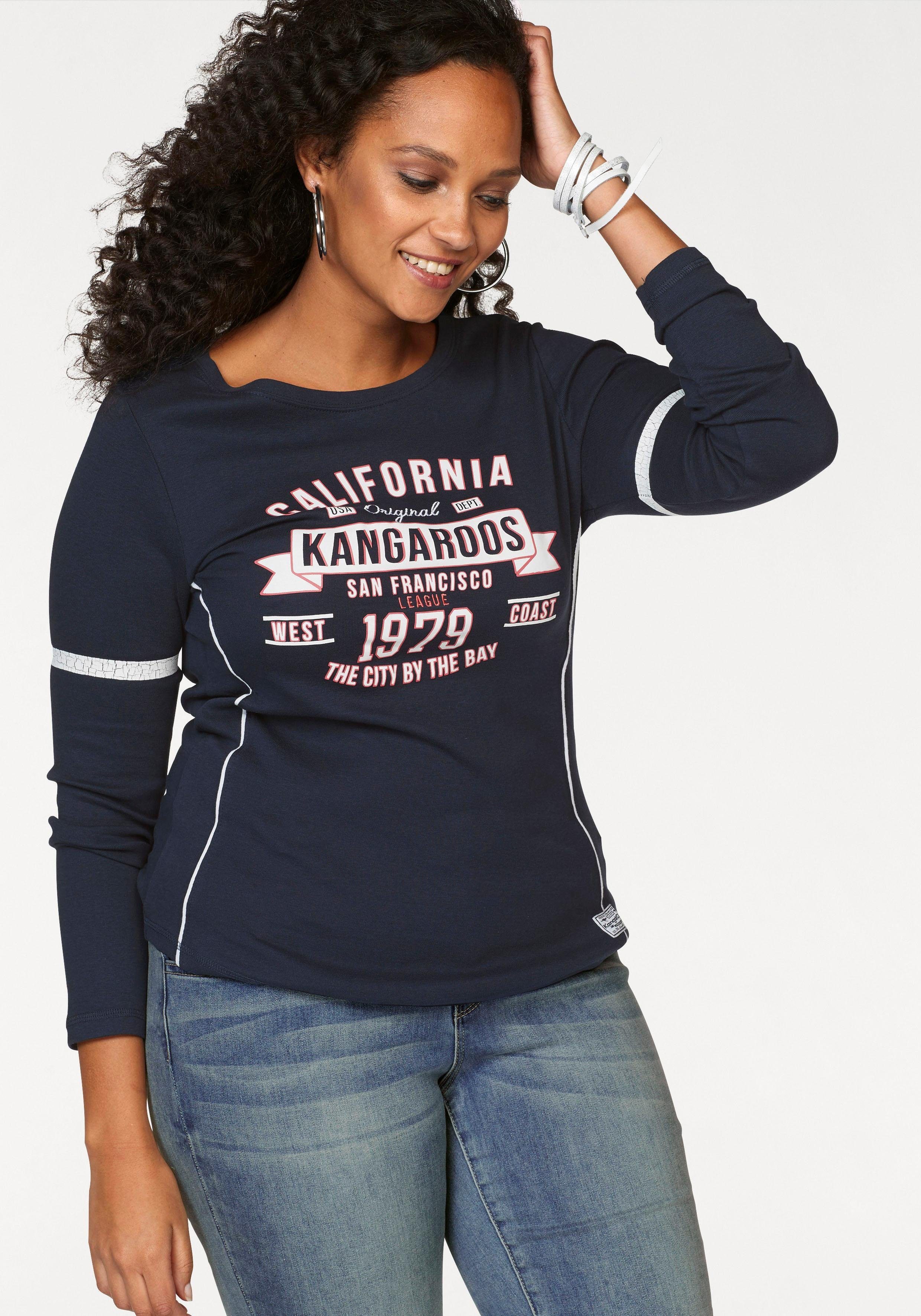 KangaROOS Langarmshirt Langarm, sehr figurbetont, bedruckt und mit Stickerei. Reduzierter Preis € 19,99. Unverbindliche Preisempfehlung € 27,99