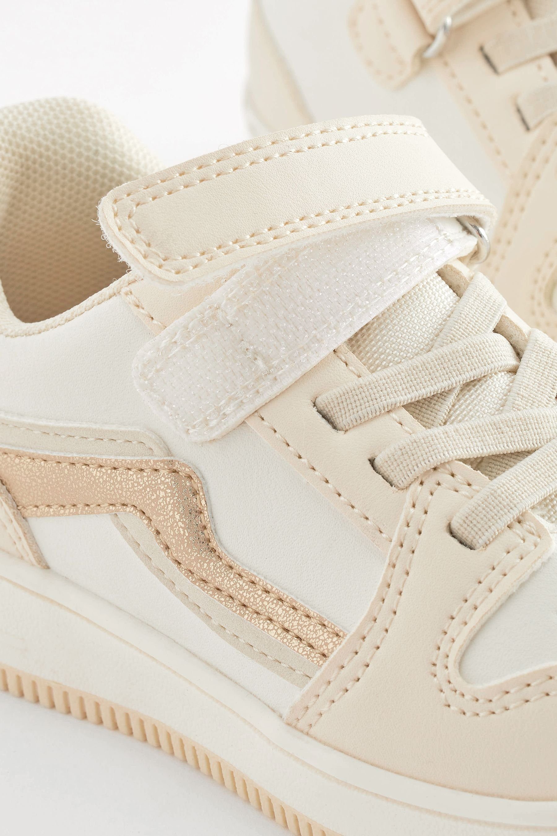 (1-tlg) White Neutral Next Elastischer Sportschuh Sneaker mit Schnürung