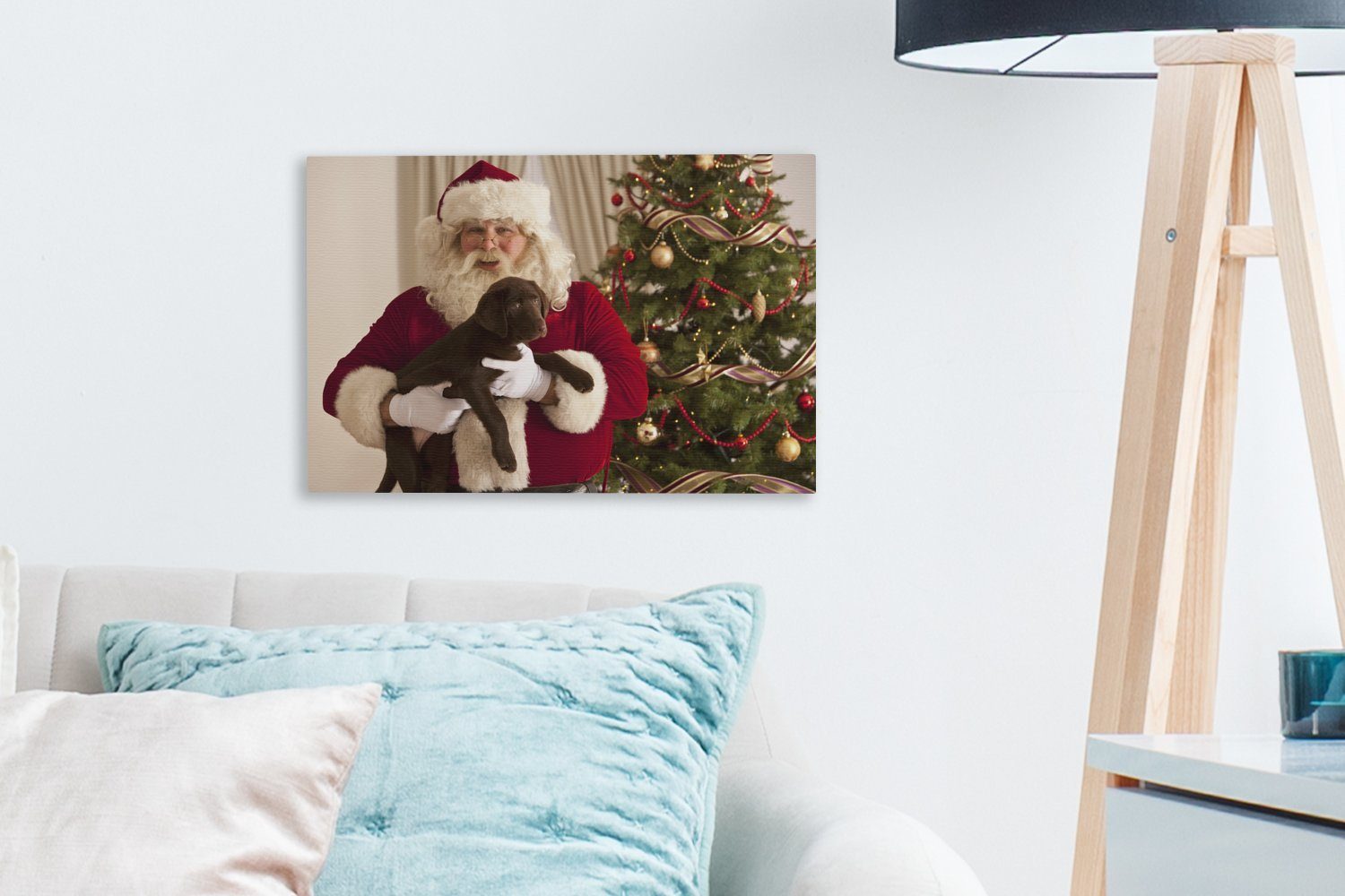 braunen (1 Wanddeko, Leinwandbild Der St), Weihnachtsmann mit in Hund Aufhängefertig, Leinwandbilder, Wandbild den Händen, OneMillionCanvasses® einem 30x20 cm