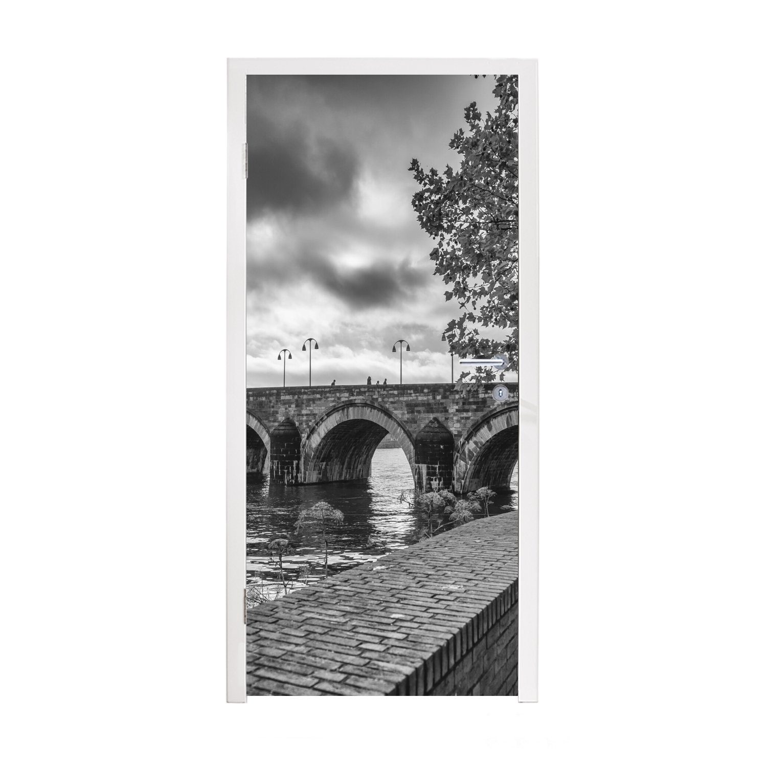 MuchoWow Türtapete Brücke - Maastricht - Schwarz - Weiß, Matt, bedruckt, (1 St), Fototapete für Tür, Türaufkleber, 75x205 cm