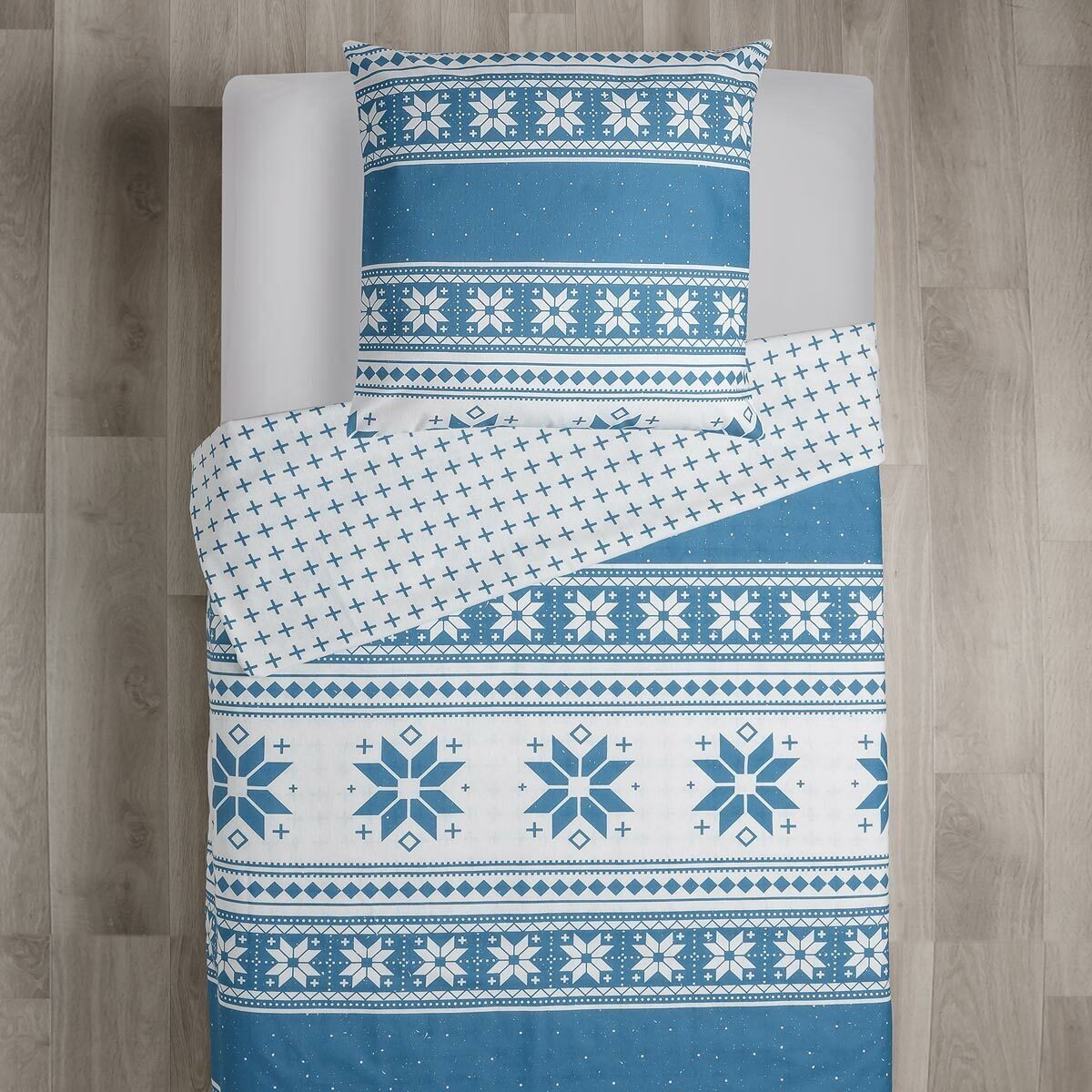 TRAUMSCHLAF Bettwäsche Norweger blue, Flanell, 2 teilig, flauschig warme Feinflanell Qualität