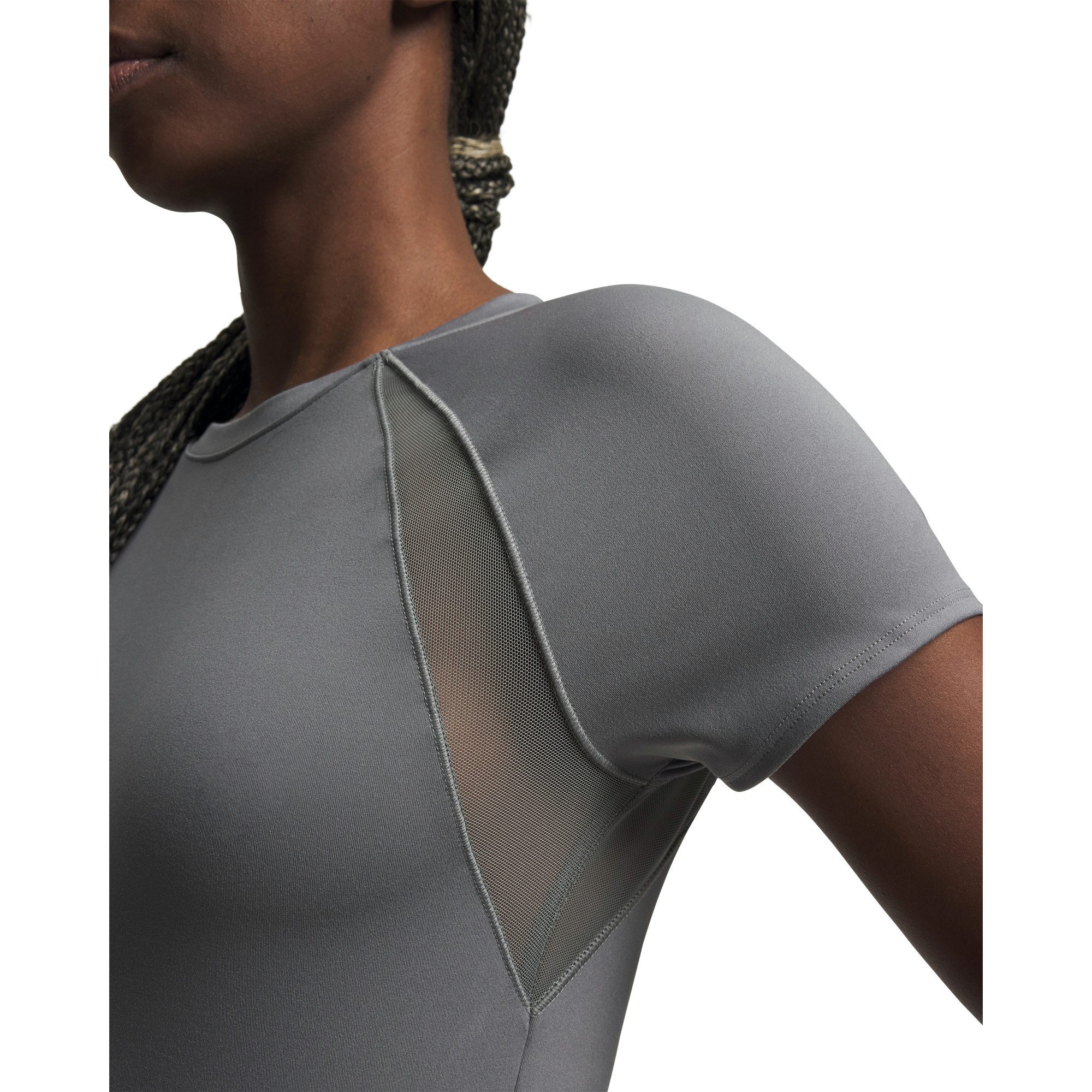 Under Armour® T-Shirt Under Armour Damen Trainingsshirt Motion Mesh 6011045