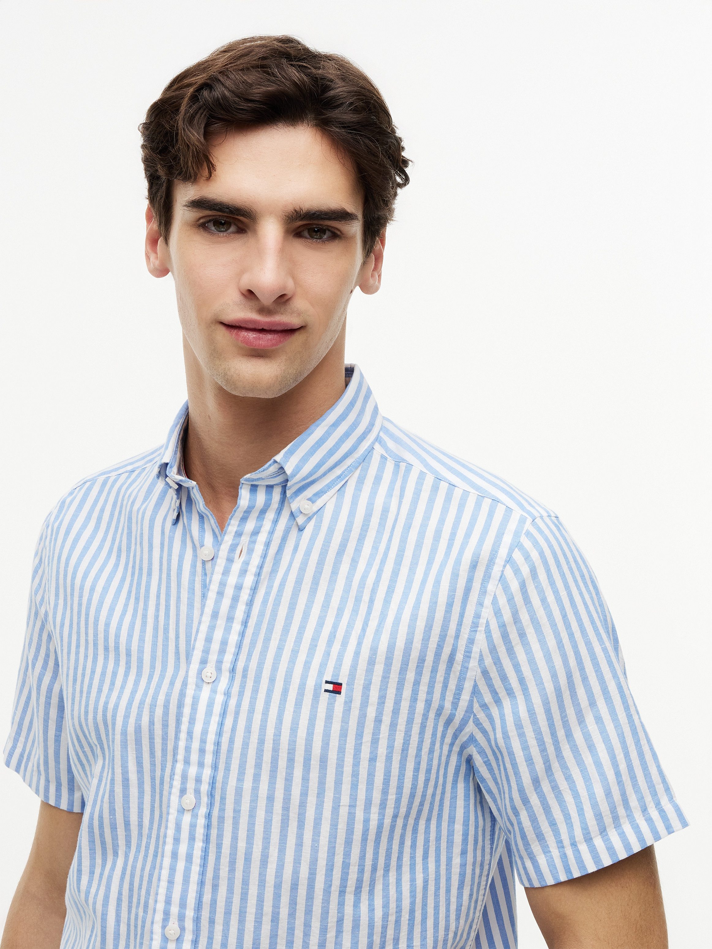 Tommy Hilfiger Kurzarmhemd LINEN BLEND BENGAL STP SS RF SHT Regular Fit aus Leinenmix mit Bengalstreifen