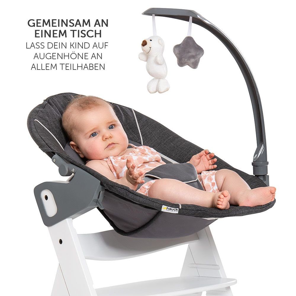 Hauck Hochstuhl Alpha Plus WeiB Newborn Set Deluxe Set 4 St Holz Babystuhl ab Geburt inkl. Aufsatz fur Neugeborene Sitzauflage
