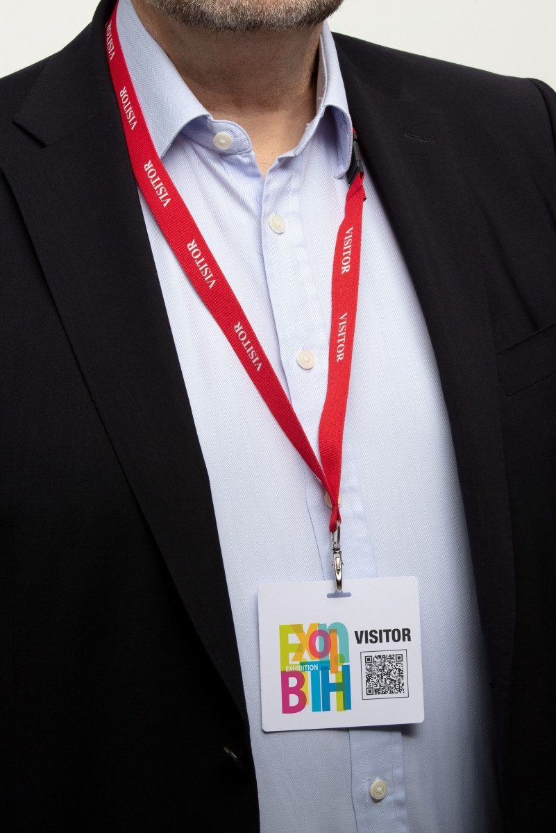 DURABLE Hinweisschild Namensschild Visitor Badge 97x86cm selbstklebend weiß VE=100 Stück