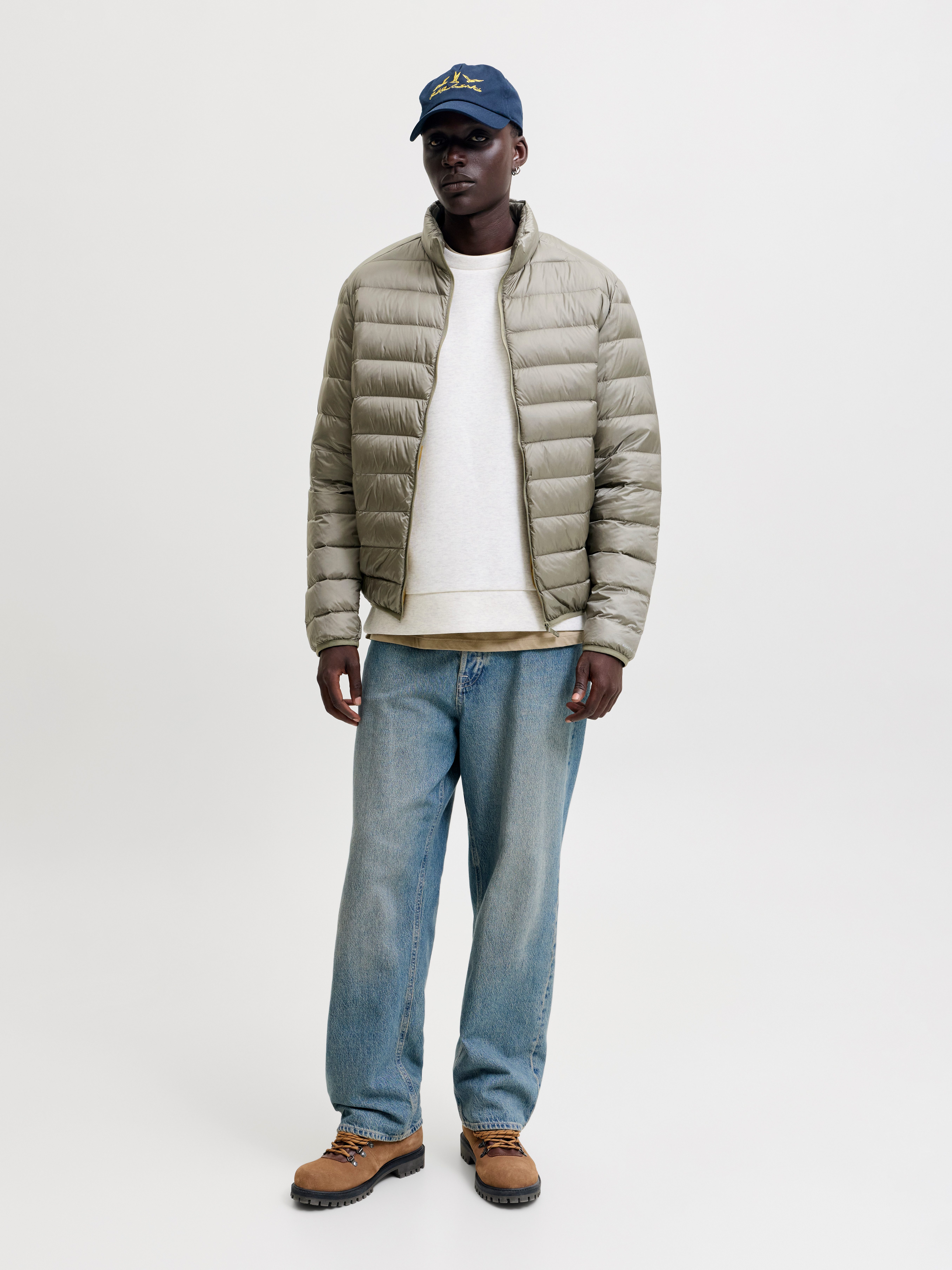 Jack & Jones Steppjacke JJEBERG LIGHT DOWN COLLAR PUFFER NOOS Kunstfaser, regular fit – Bild 5 von 5
