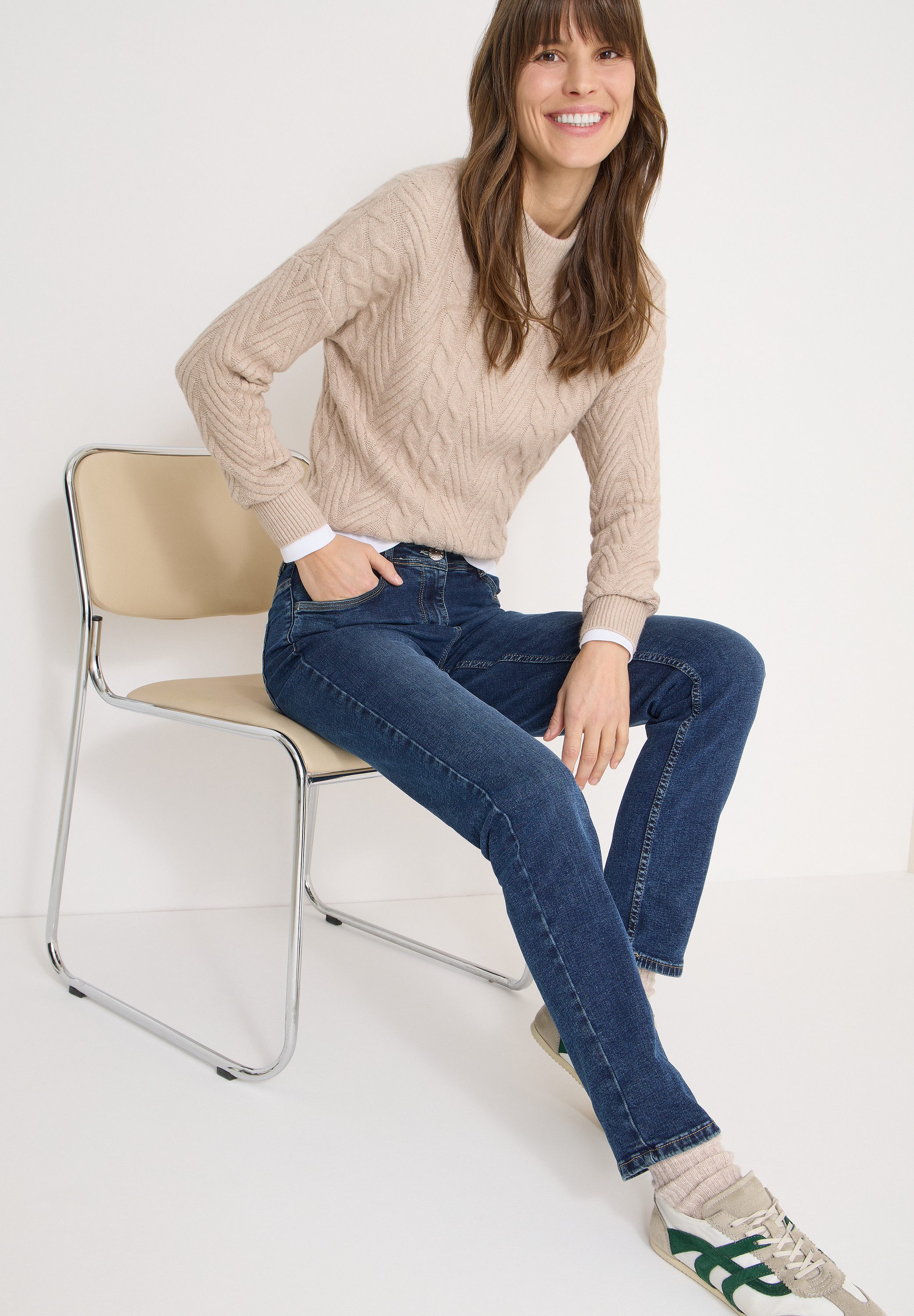 CECIL Slim-fit-Jeans Style Vicky mit Stretch